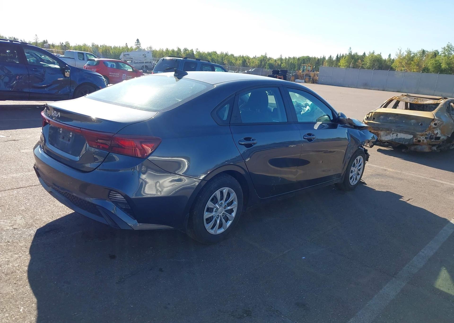 2023 KIA FORTE LX