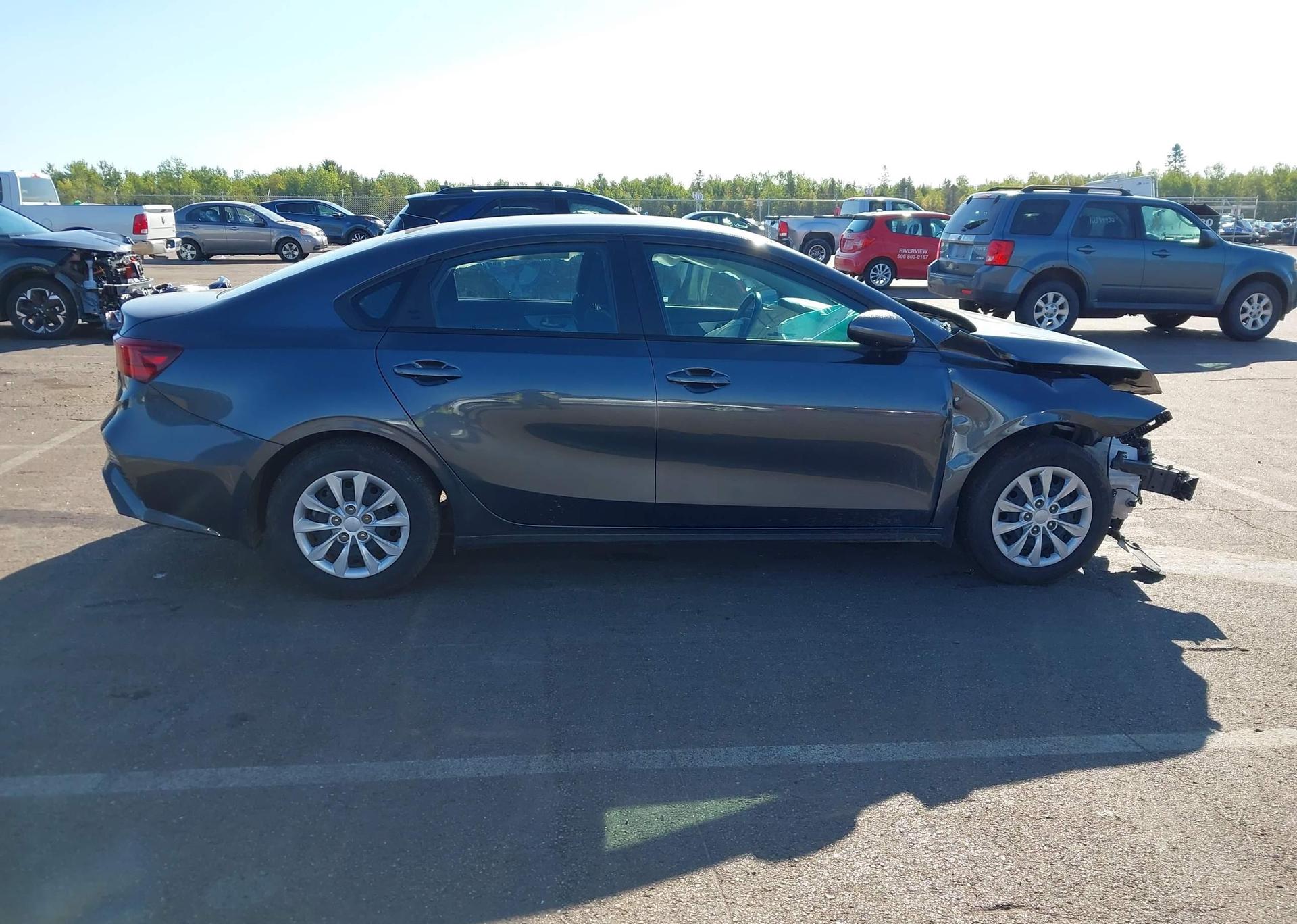 2023 KIA FORTE LX