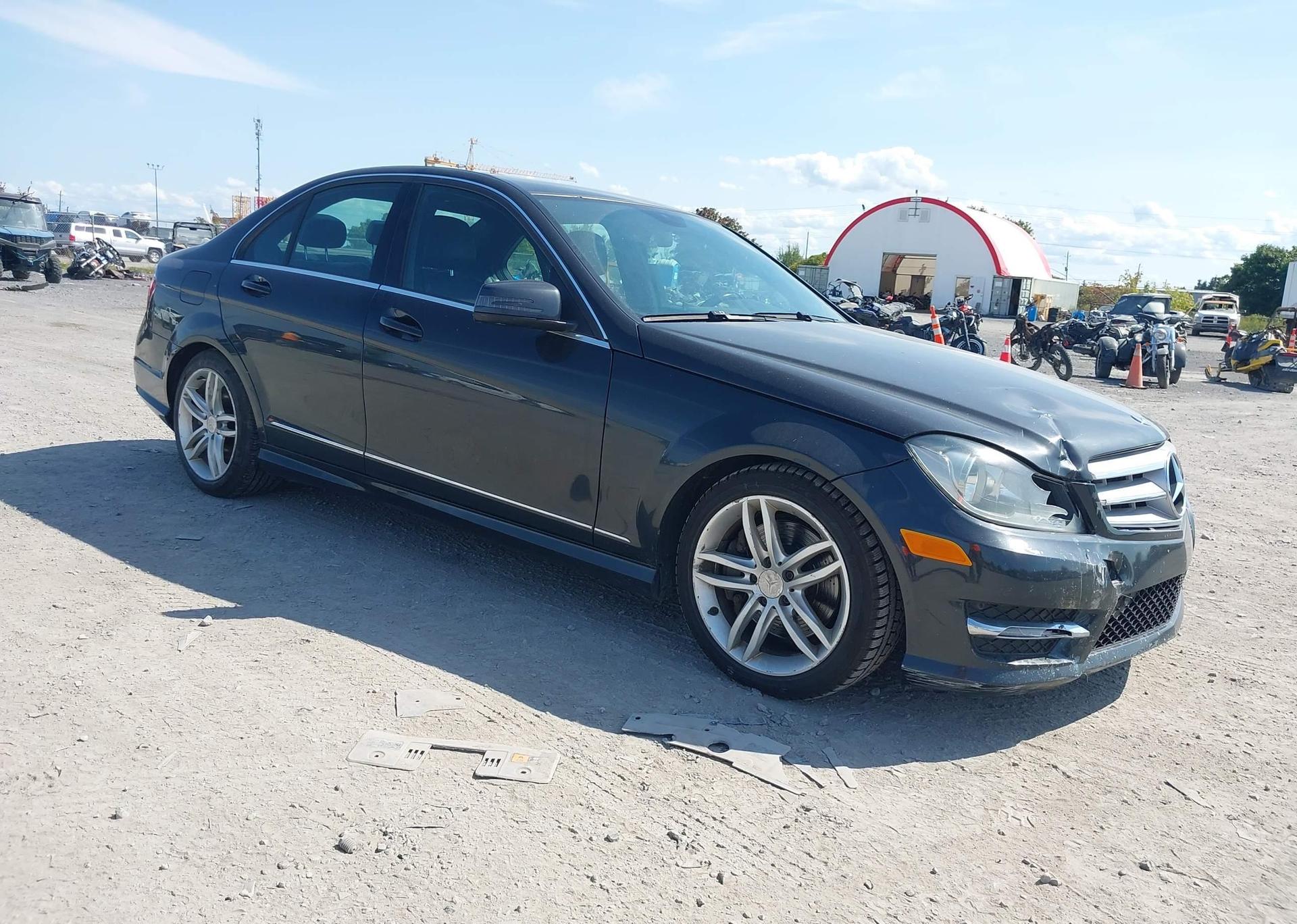 2013 MERCEDES-BENZ C 300 4MATIC