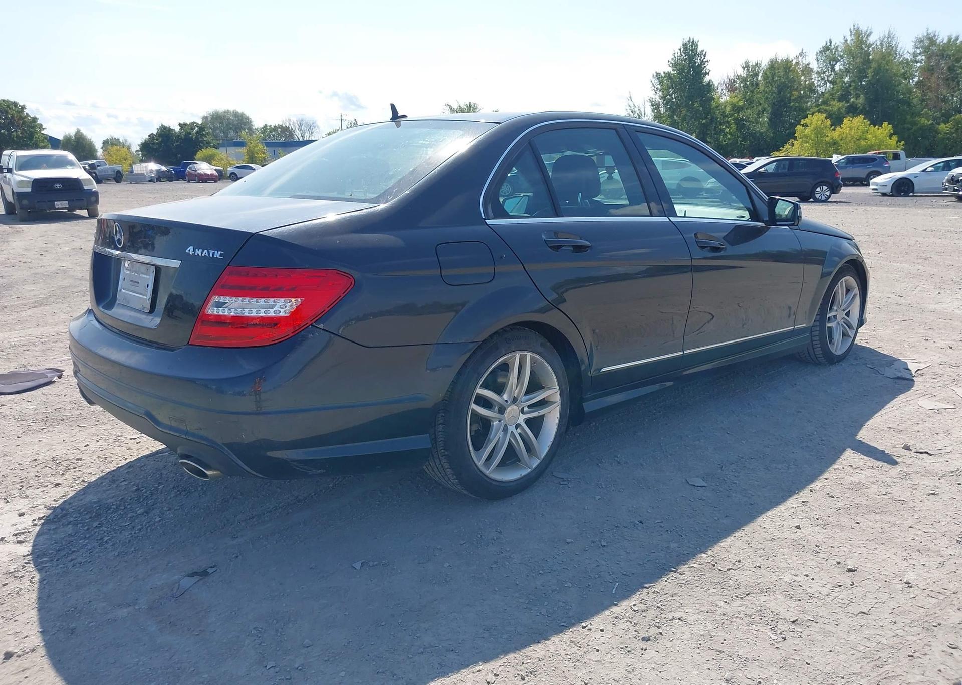 2013 MERCEDES-BENZ C 300 4MATIC