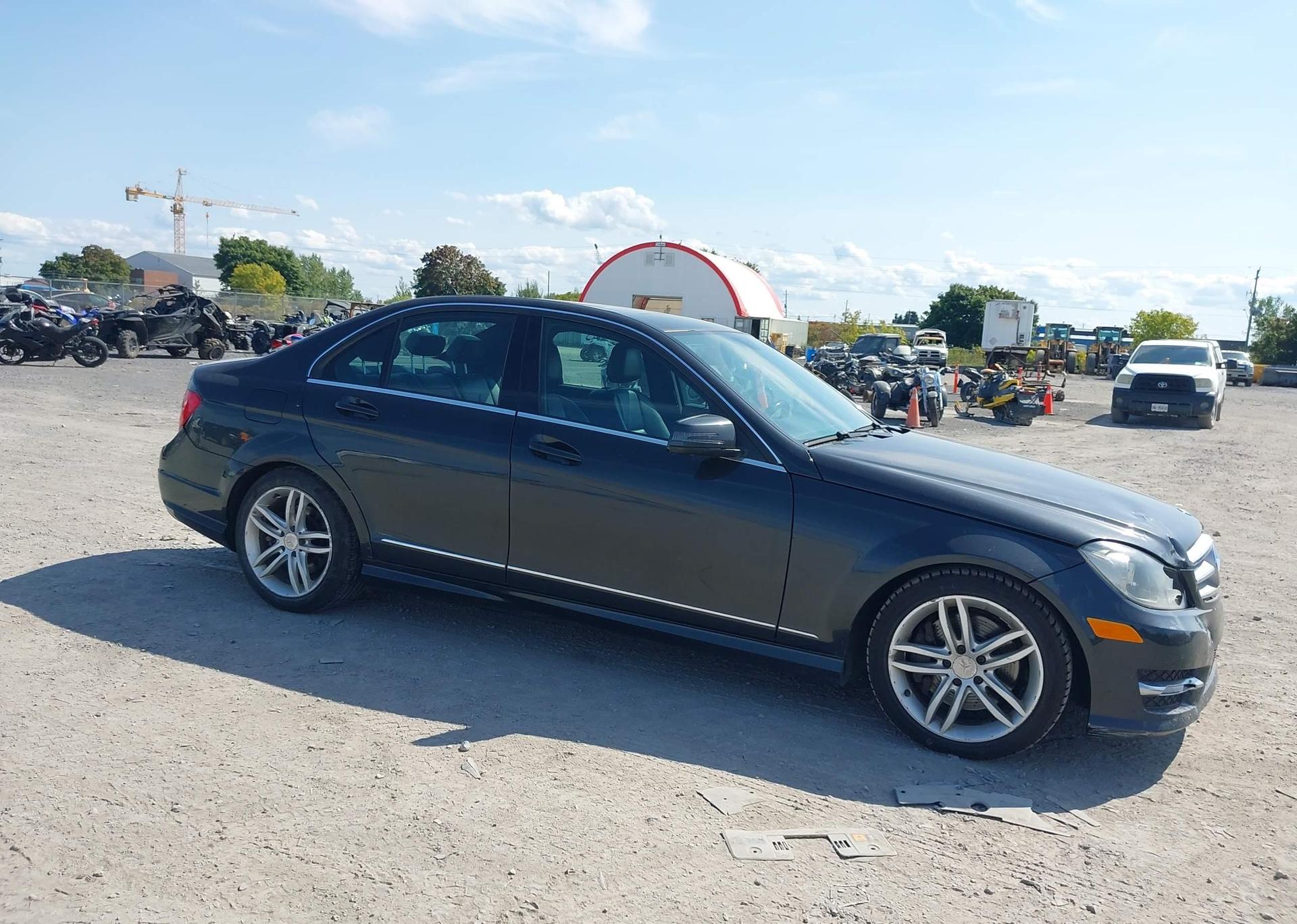 2013 MERCEDES-BENZ C 300 4MATIC
