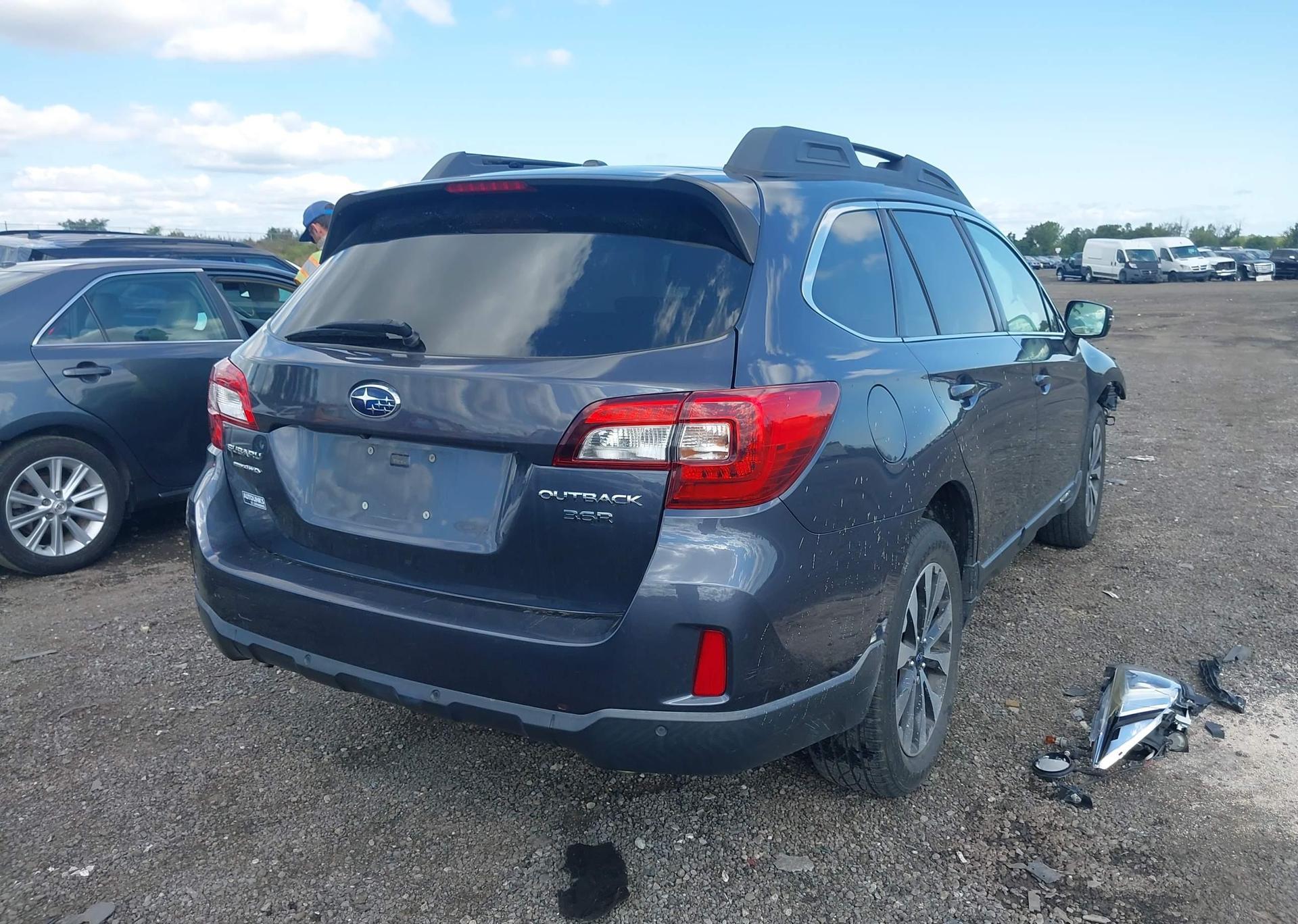2017 SUBARU OUTBACK 3.6R LIMITED