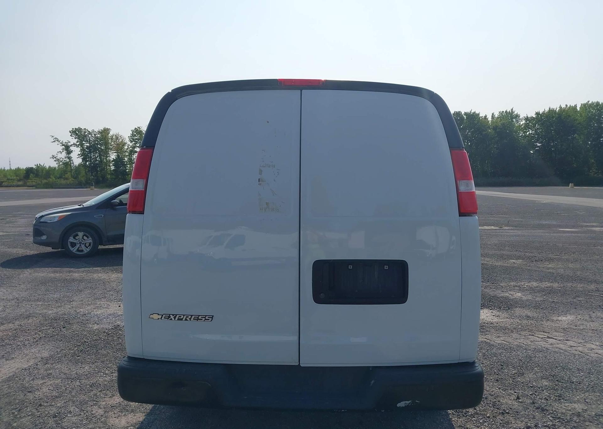 2023 CHEVROLET EXPRESS G2500