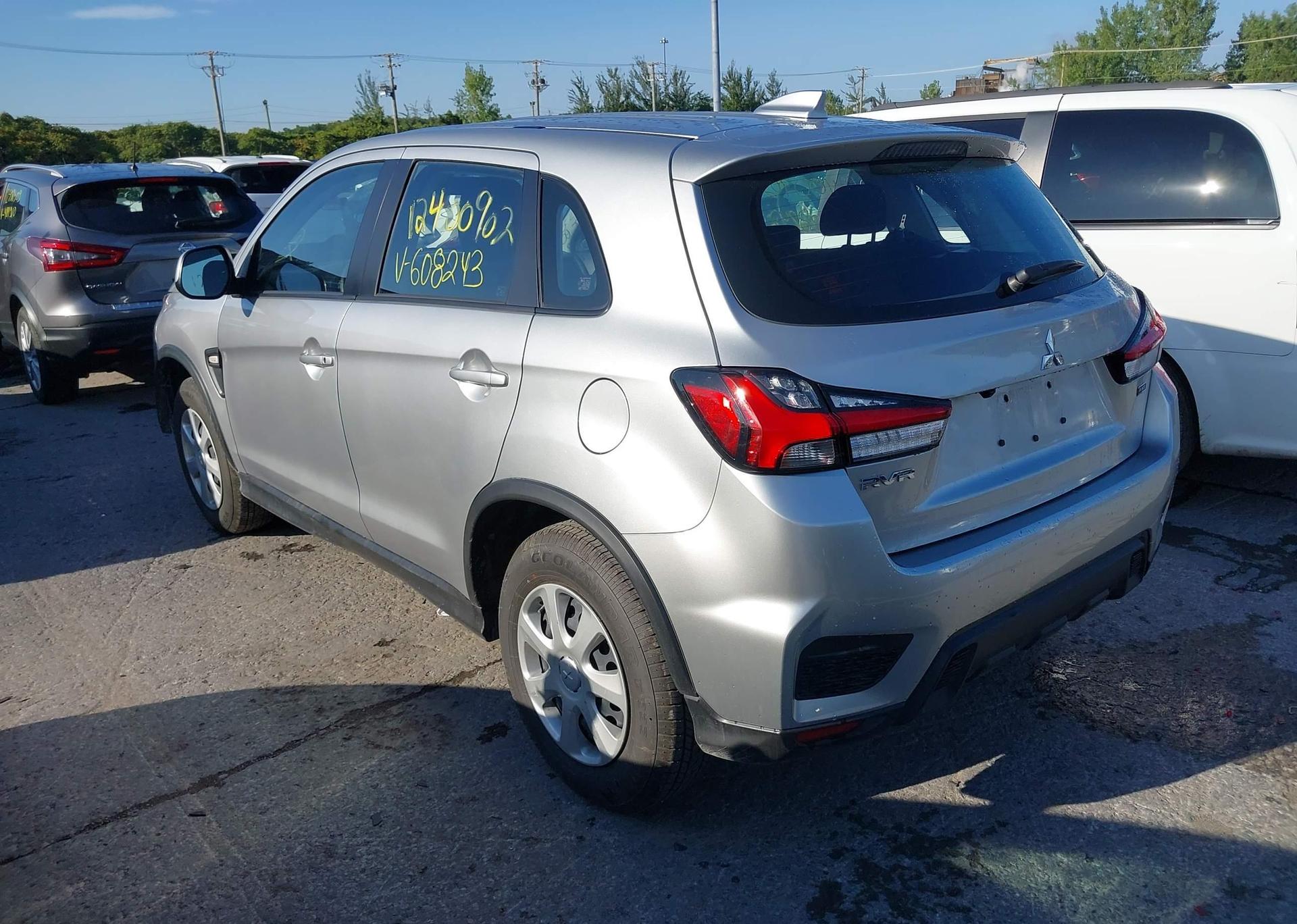 2024 MITSUBISHI RVR ES