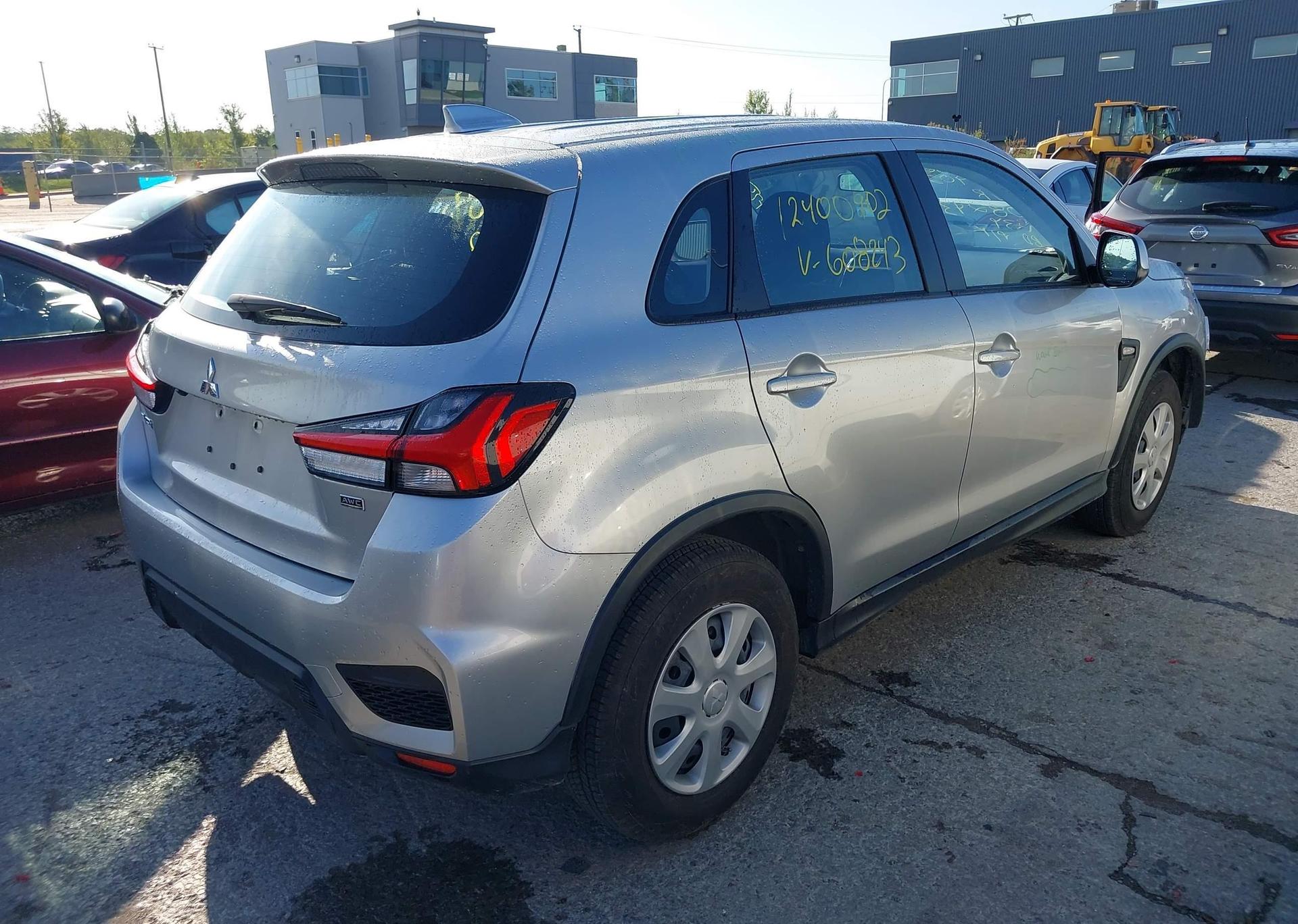 2024 MITSUBISHI RVR ES