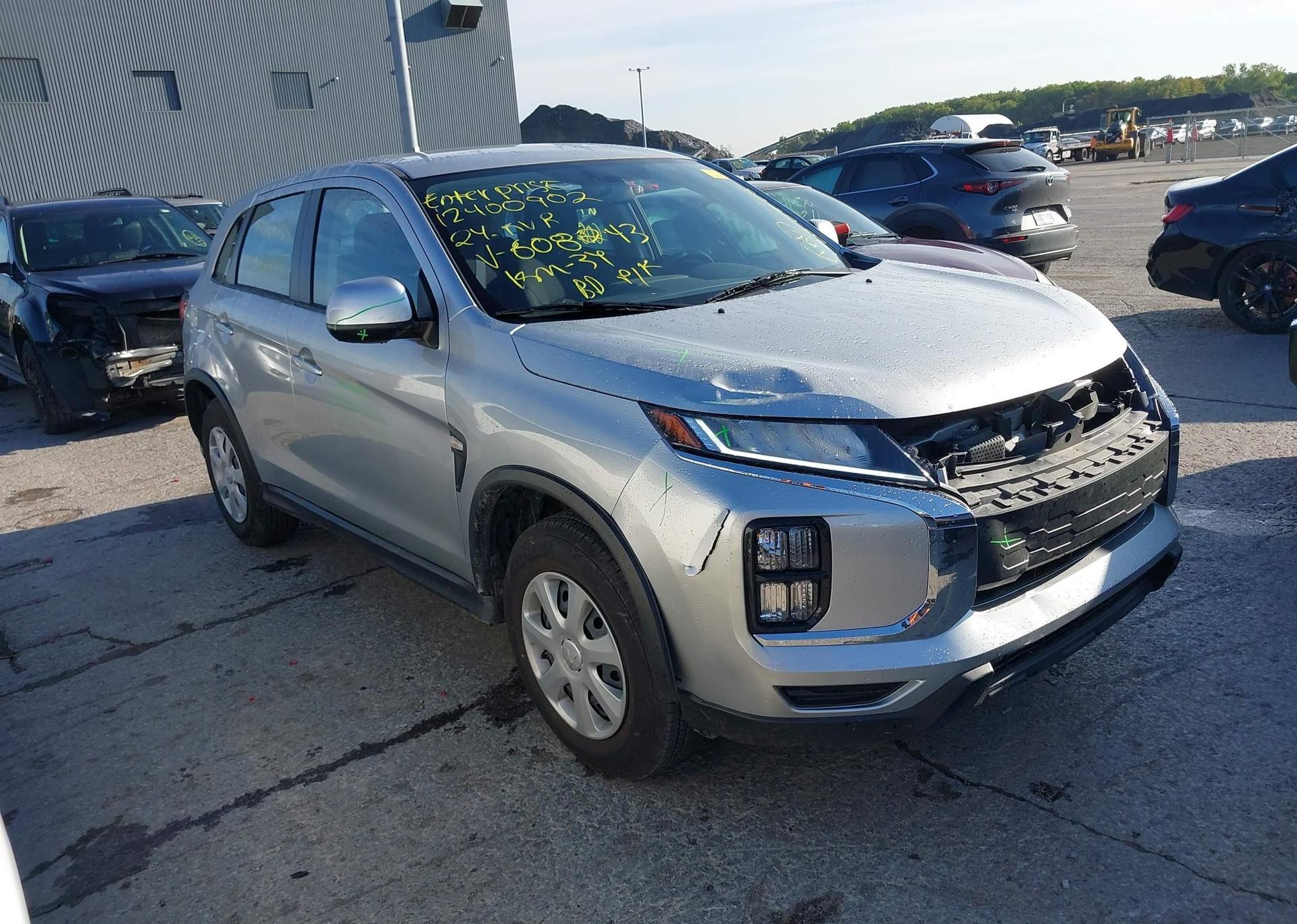 2024 MITSUBISHI RVR ES