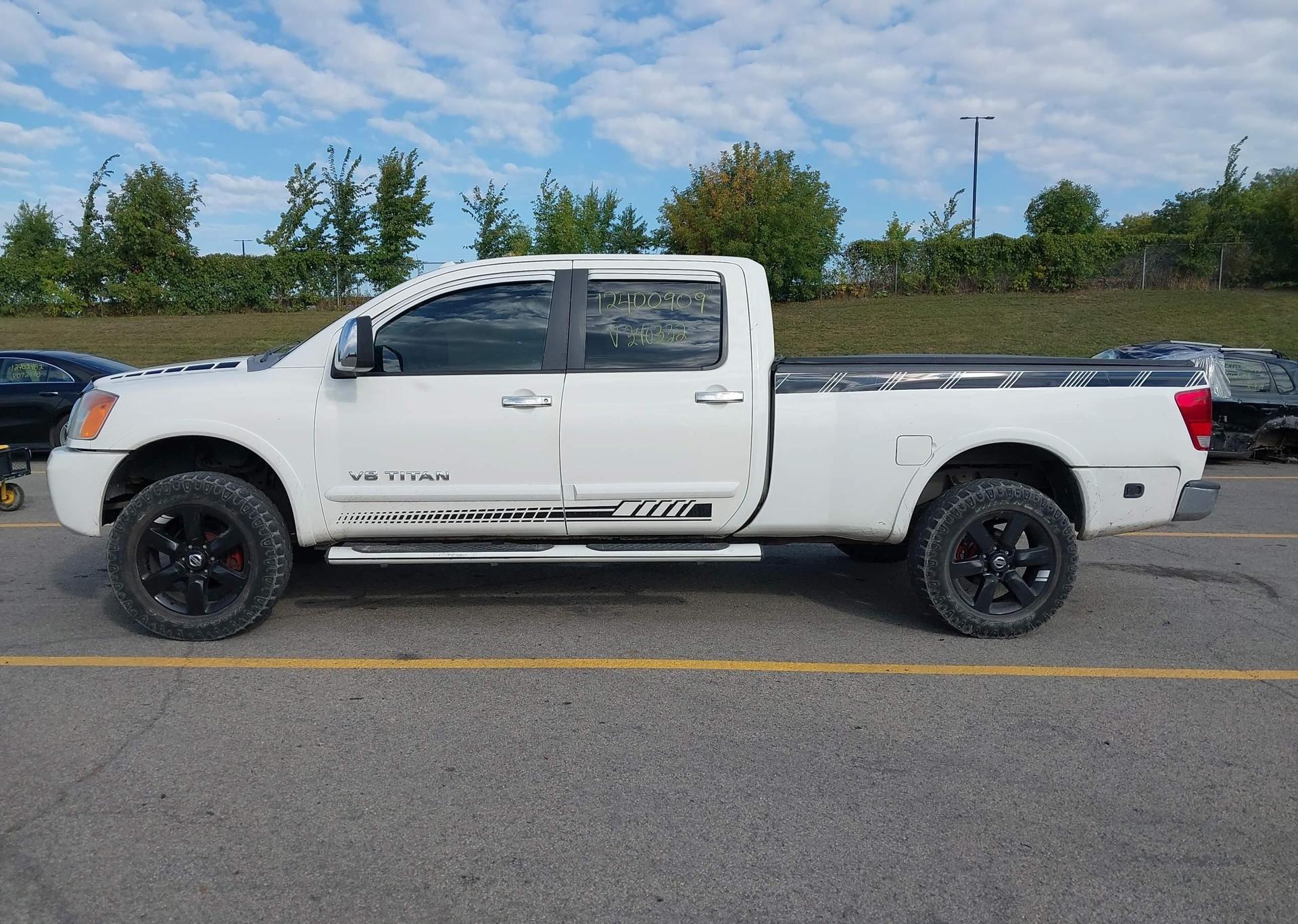 2008 NISSAN TITAN XE
