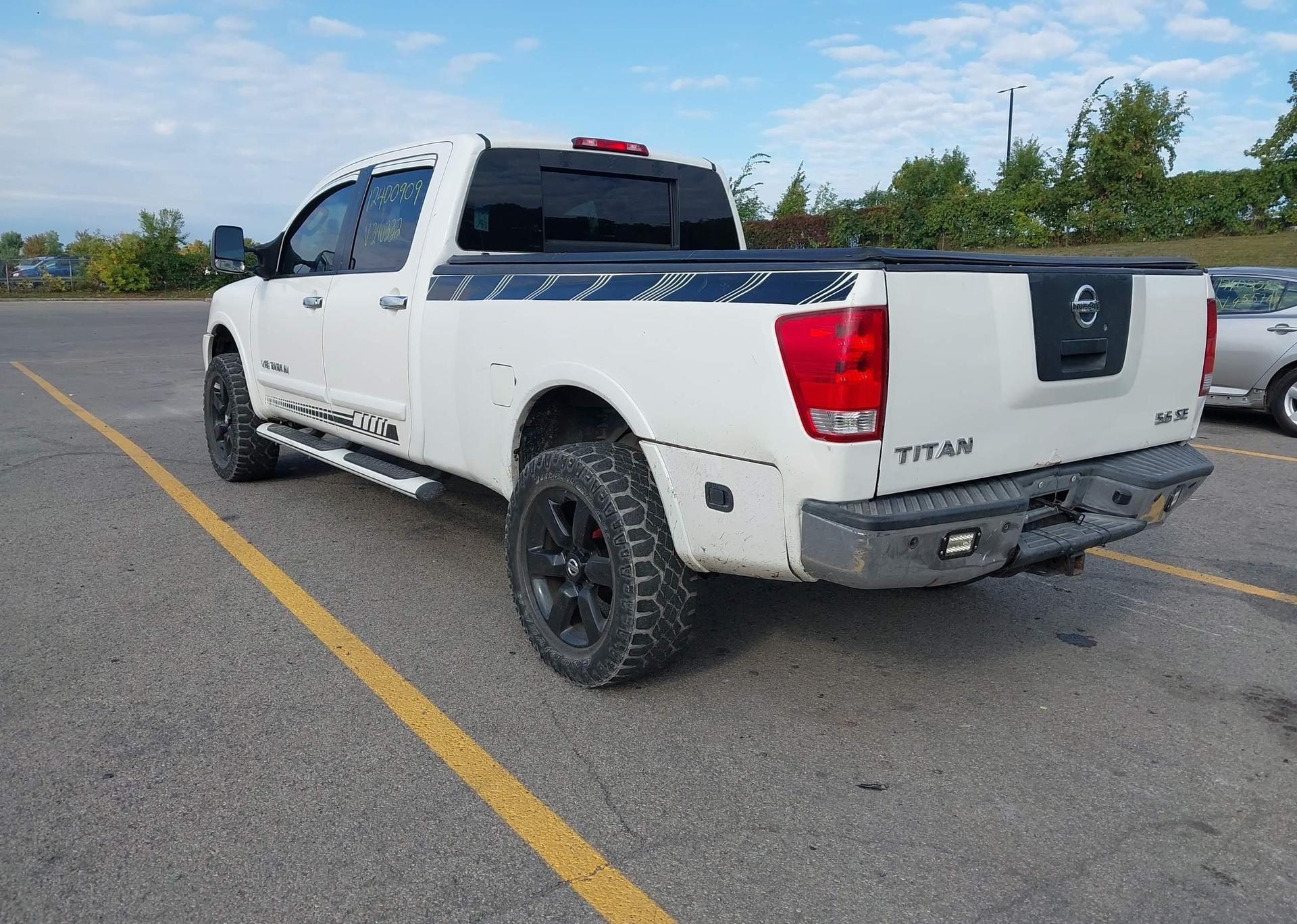 2008 NISSAN TITAN XE