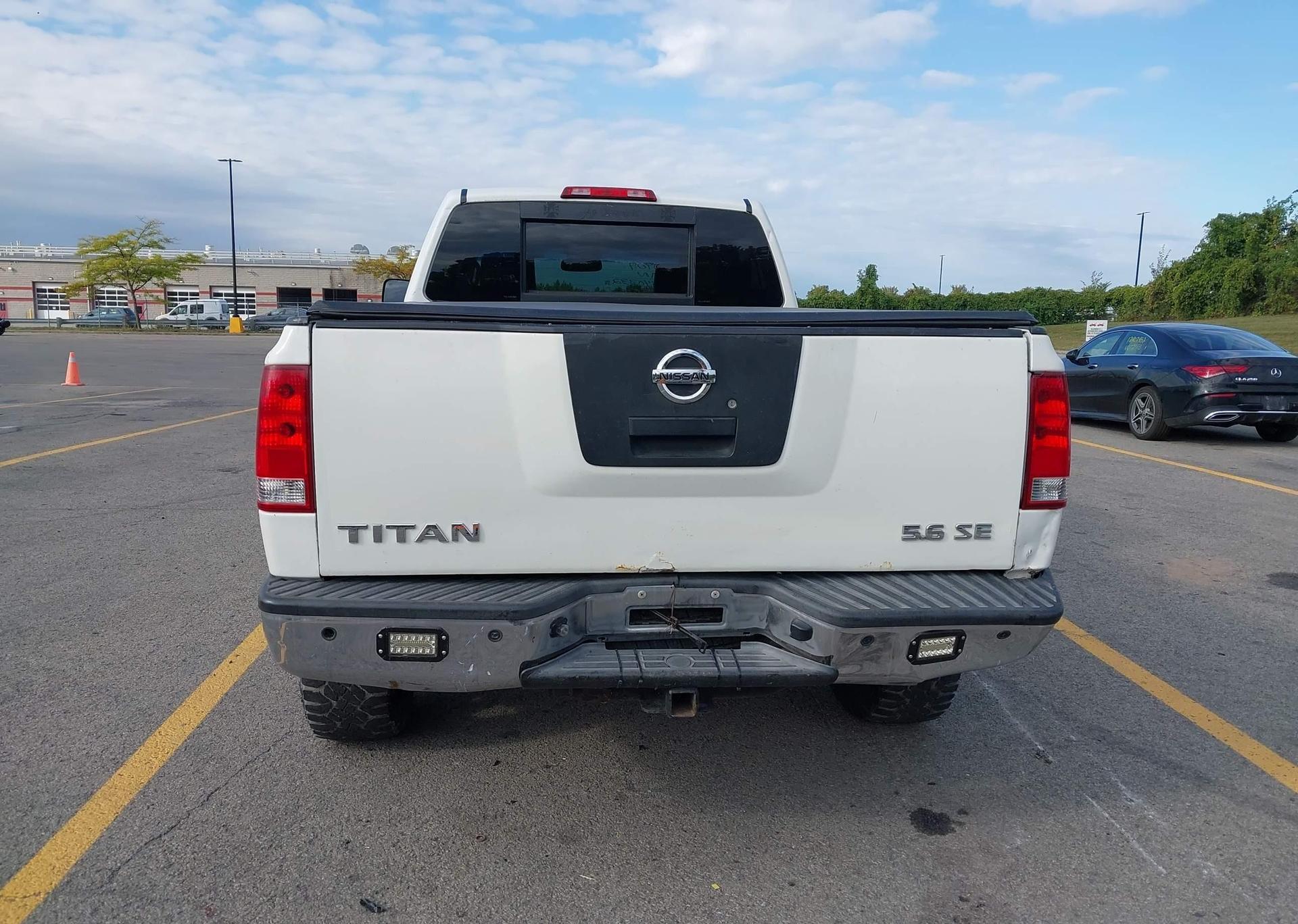 2008 NISSAN TITAN XE