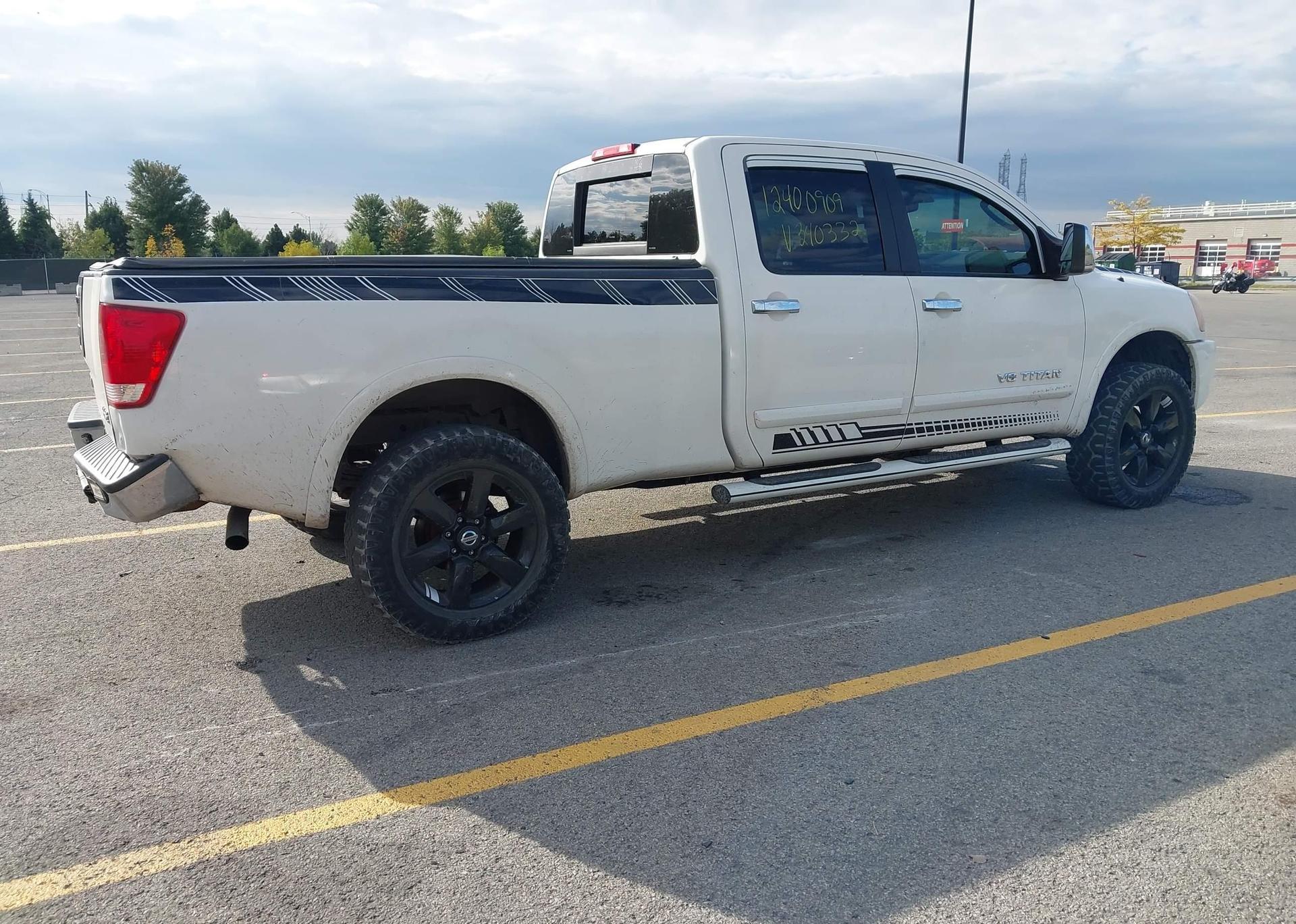 2008 NISSAN TITAN XE