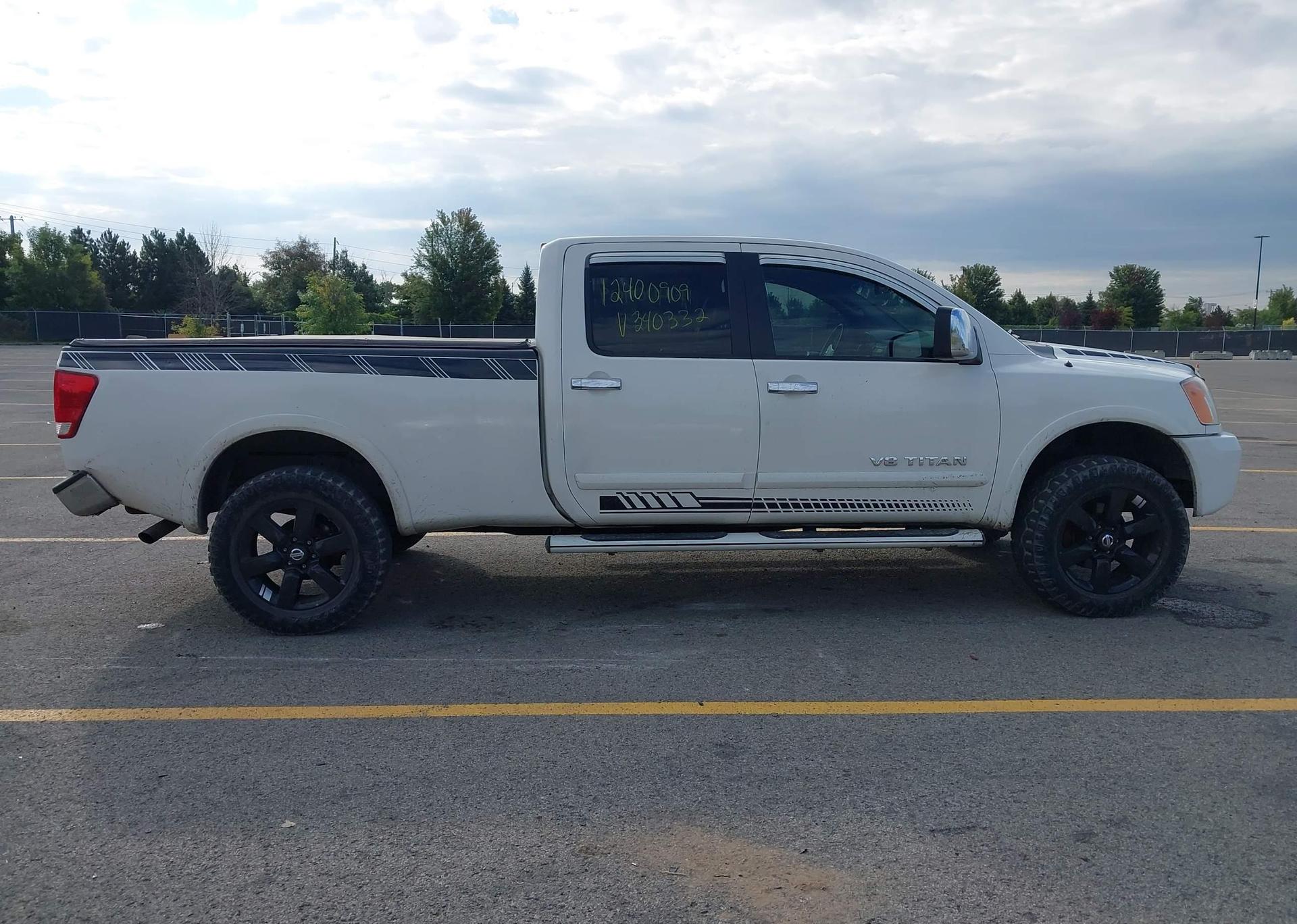 2008 NISSAN TITAN XE