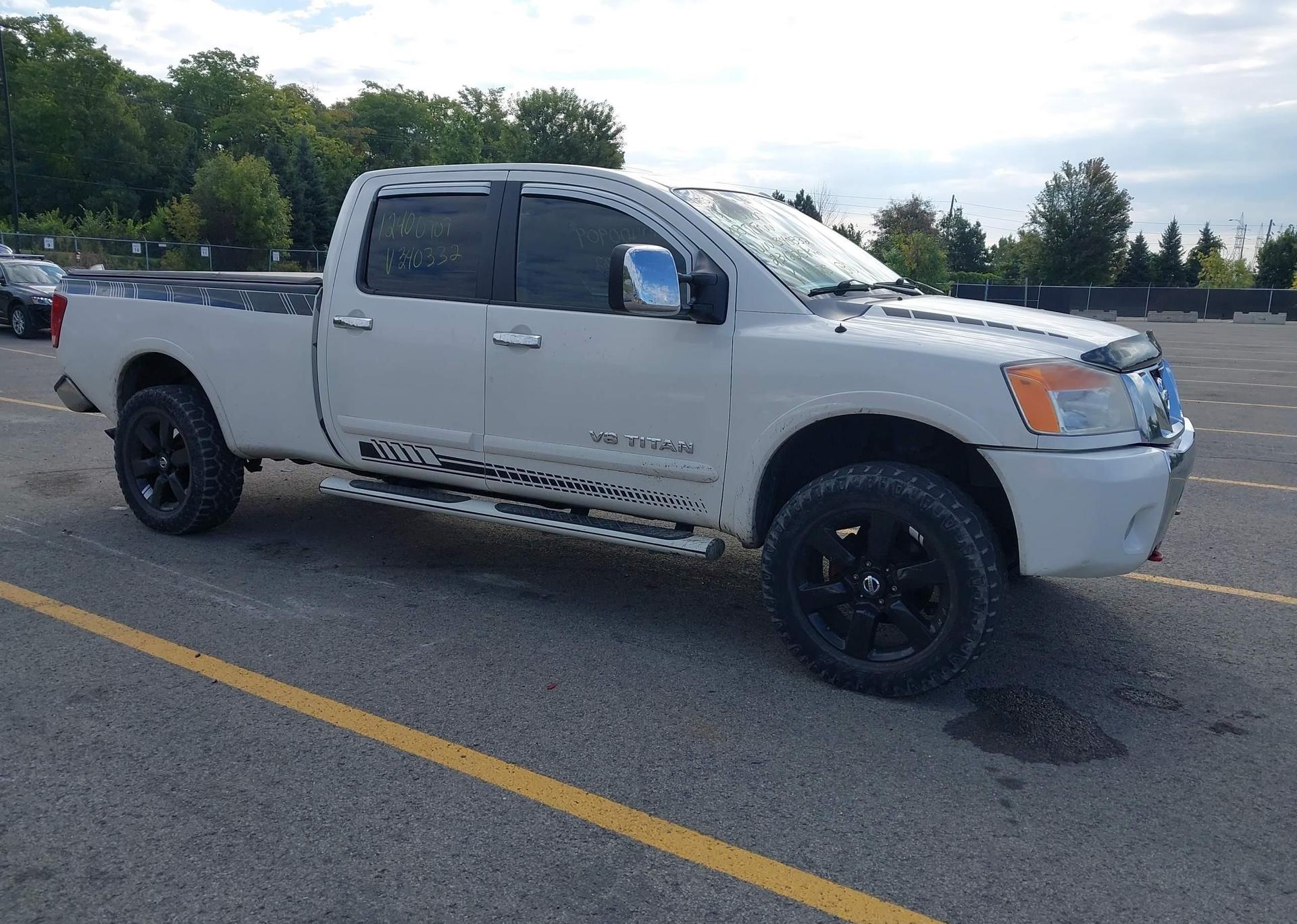 2008 NISSAN TITAN XE