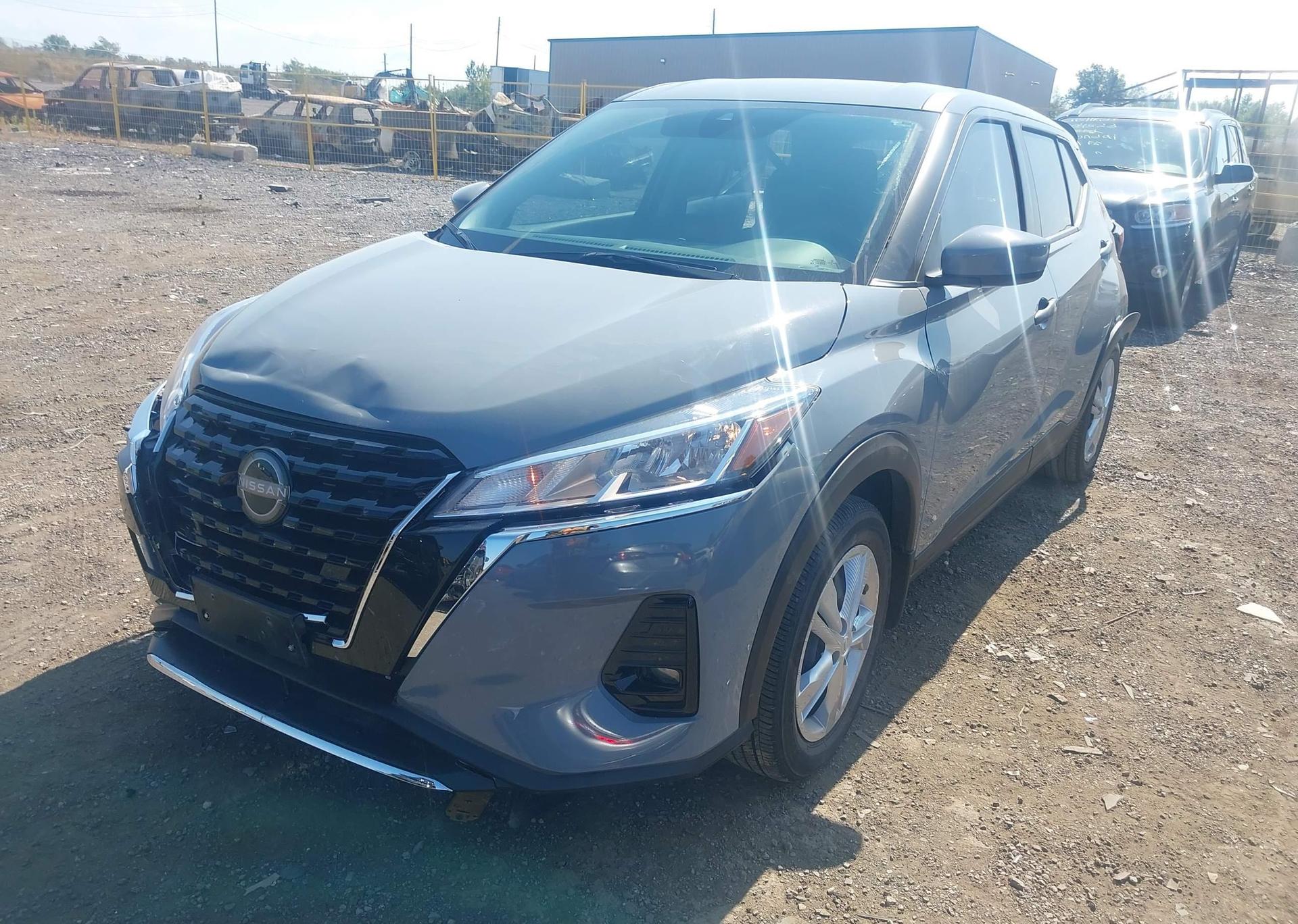 2022 NISSAN KICKS S