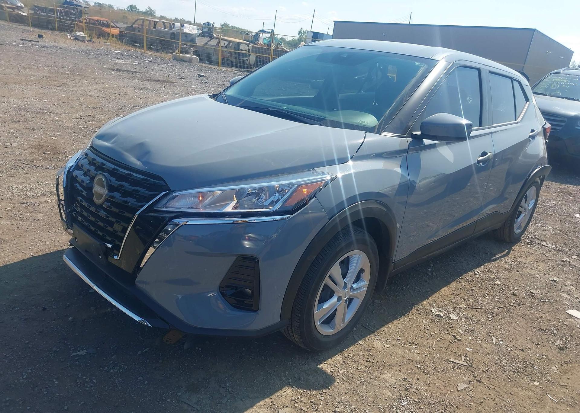 2022 NISSAN KICKS S
