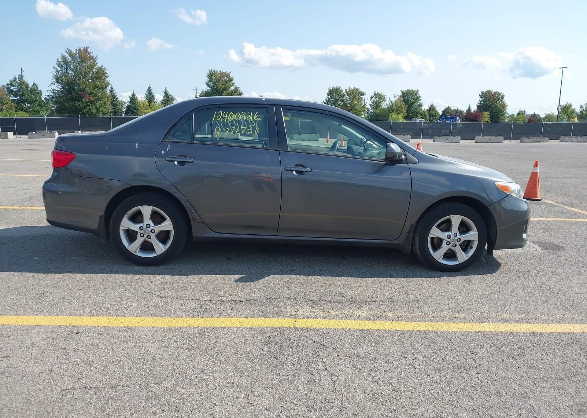 2012 TOYOTA COROLLA