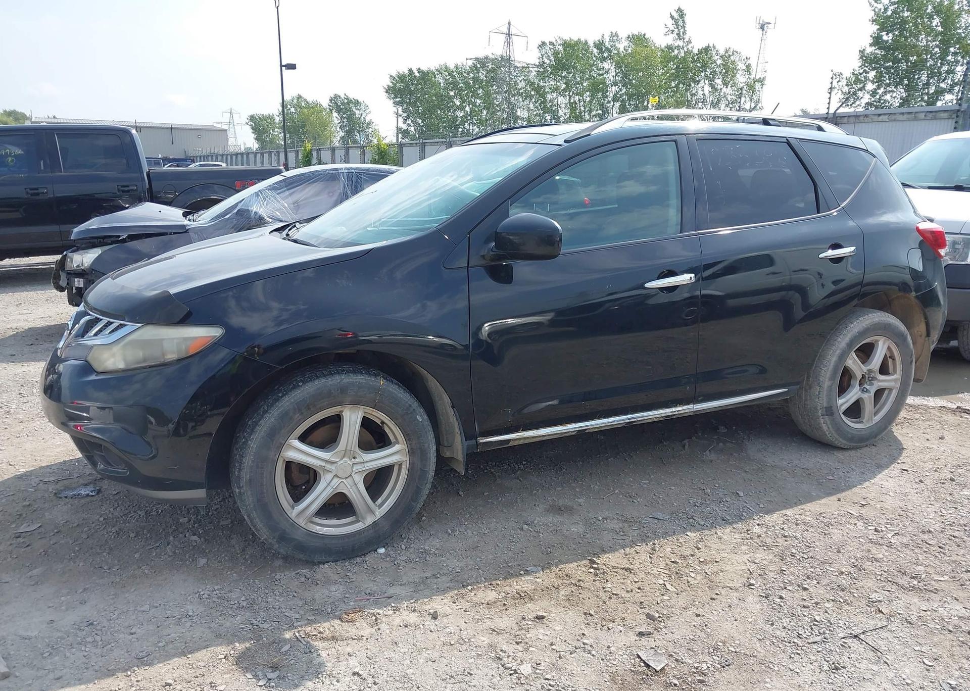 2011 NISSAN MURANO LE