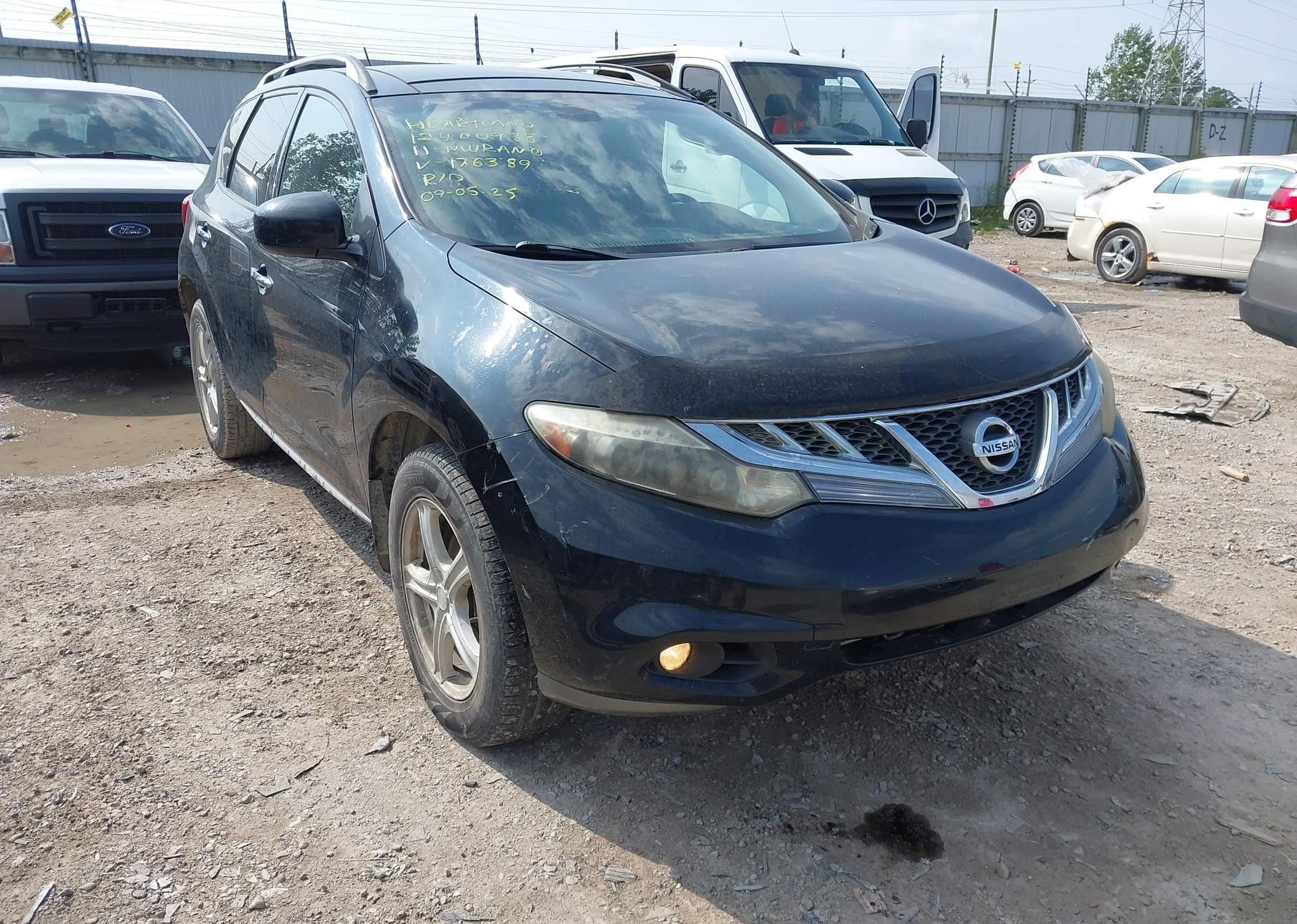 2011 NISSAN MURANO LE
