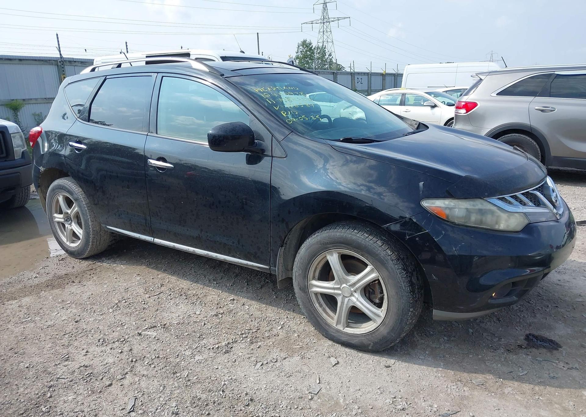 2011 NISSAN MURANO LE
