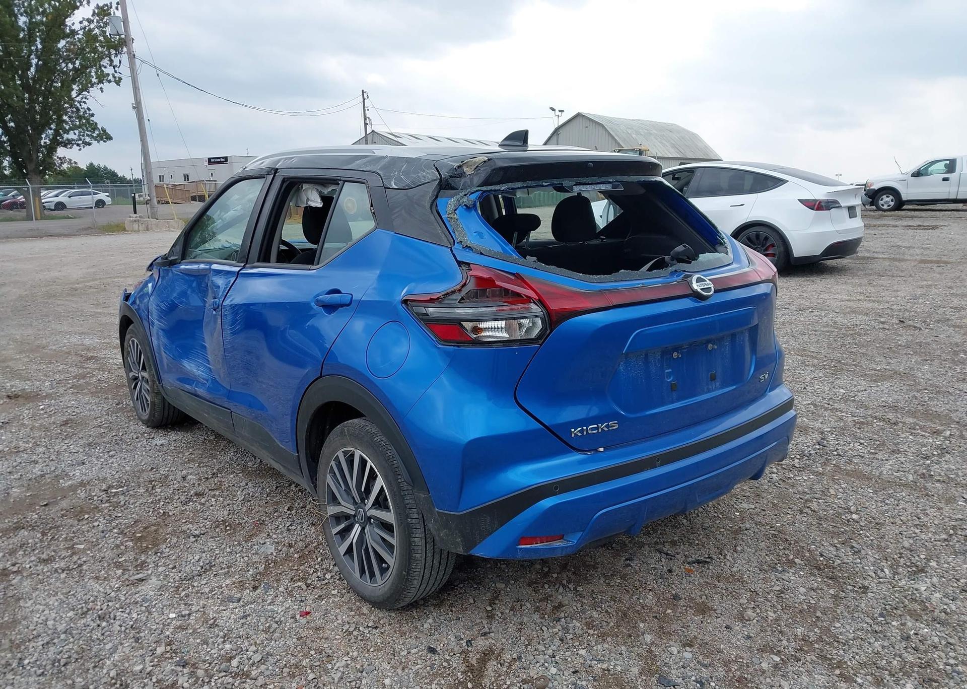 2021 NISSAN KICKS SV