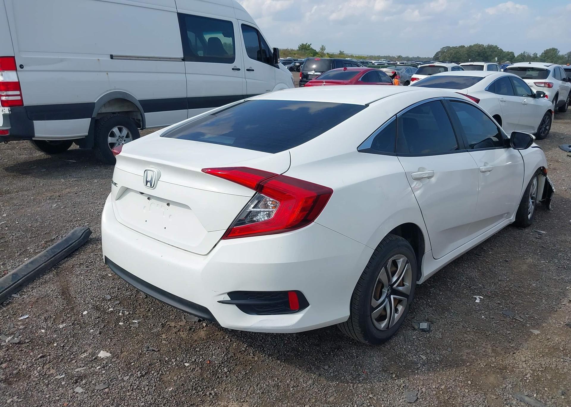2018 HONDA CIVIC LX