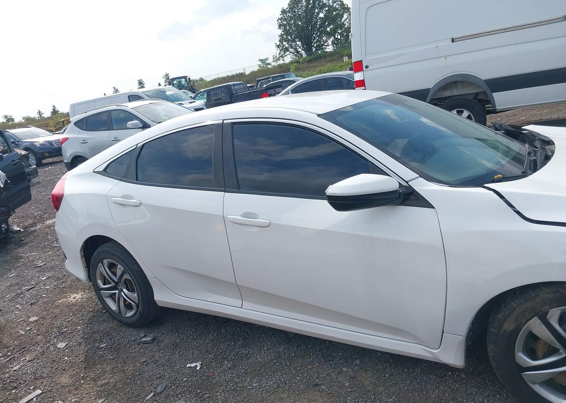 2018 HONDA CIVIC LX