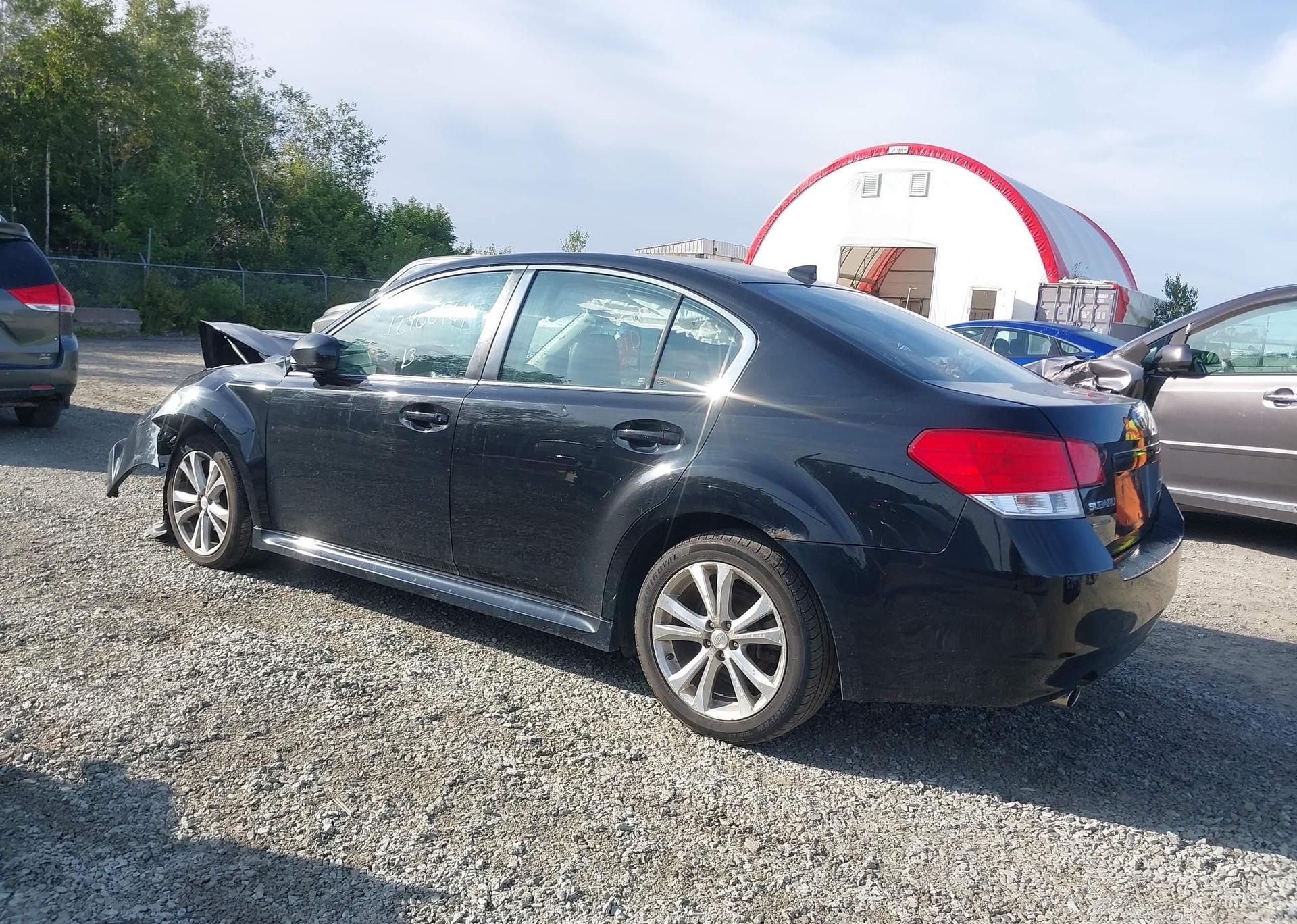 2013 SUBARU LEGACY 2.5I LIMITED