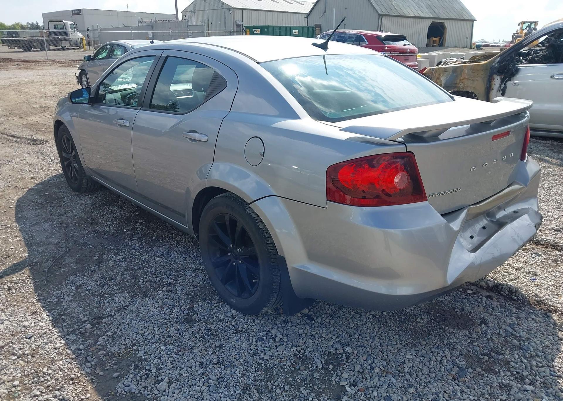 2013 DODGE AVENGER