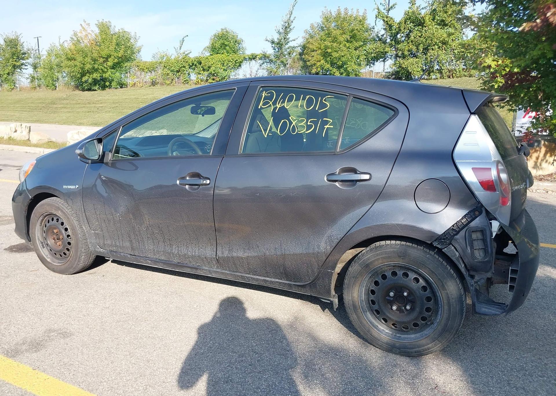 2014 TOYOTA Prius c