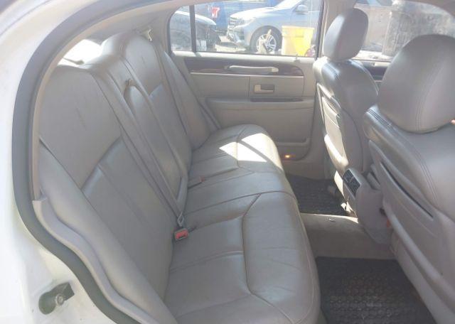 2004 LINCOLN TOWN CAR ULTIMATE
