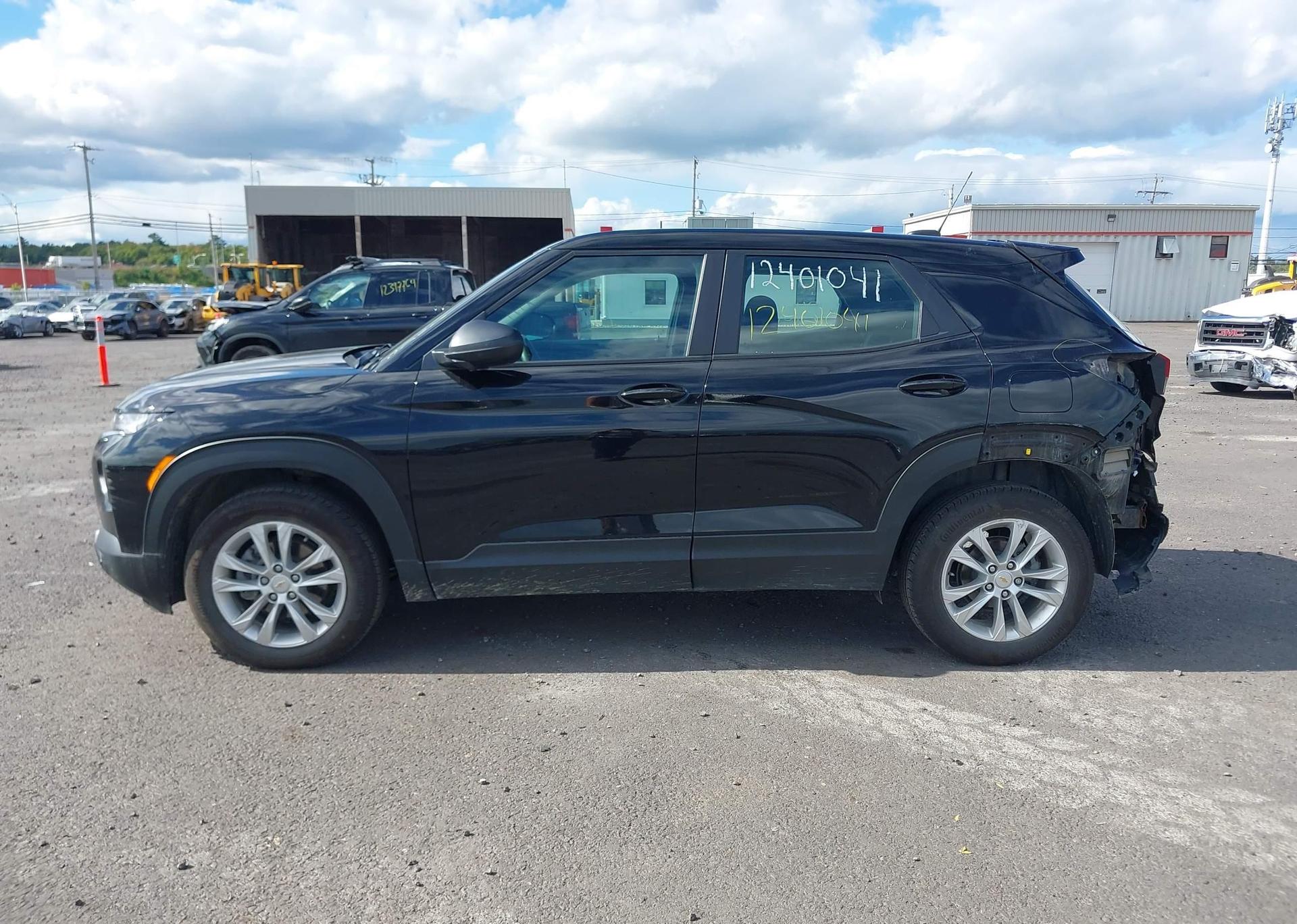 2023 CHEVROLET TRAILBLAZER LS