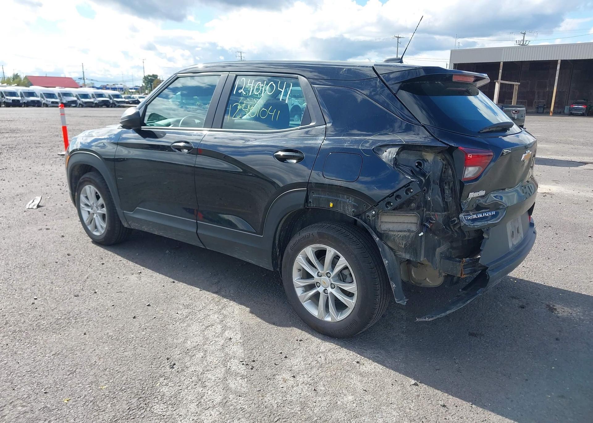 2023 CHEVROLET TRAILBLAZER LS