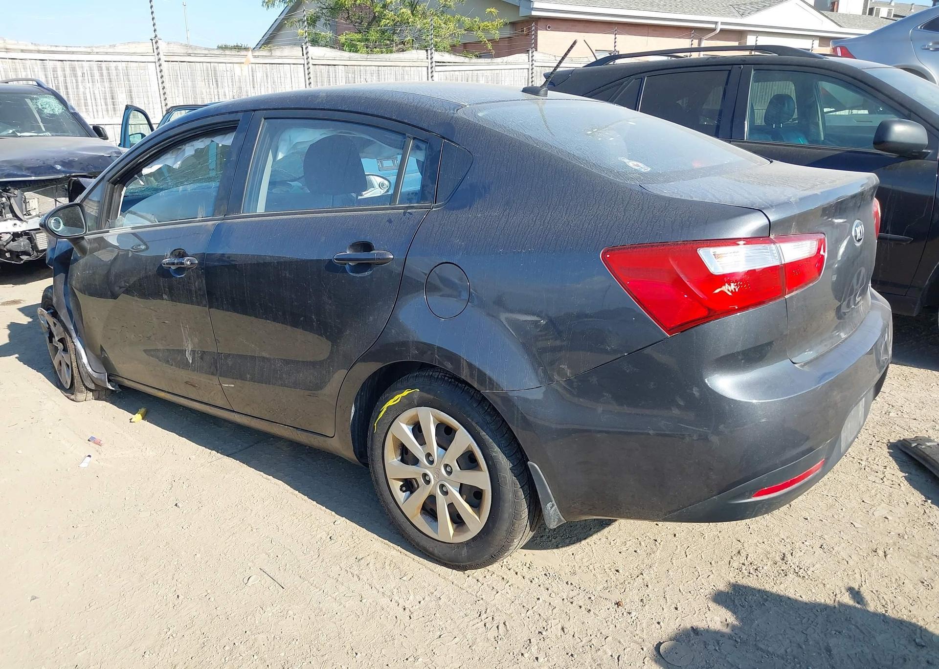 2014 KIA RIO