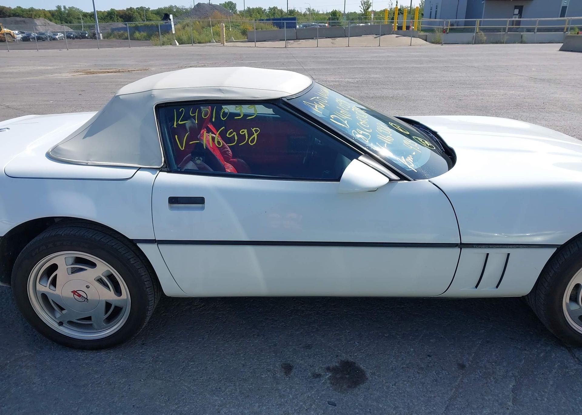 1989 CHEVROLET CORVETTE