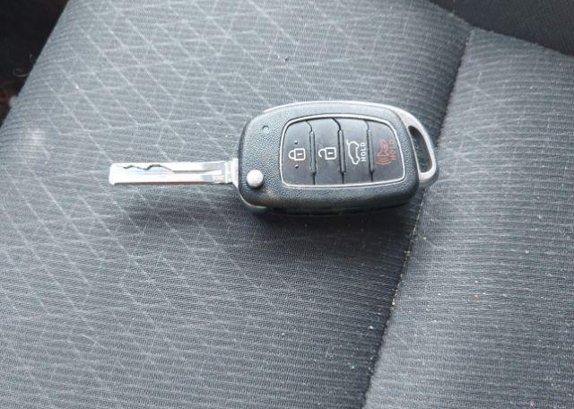 2018 HYUNDAI TUCSON BASE 2.0L
