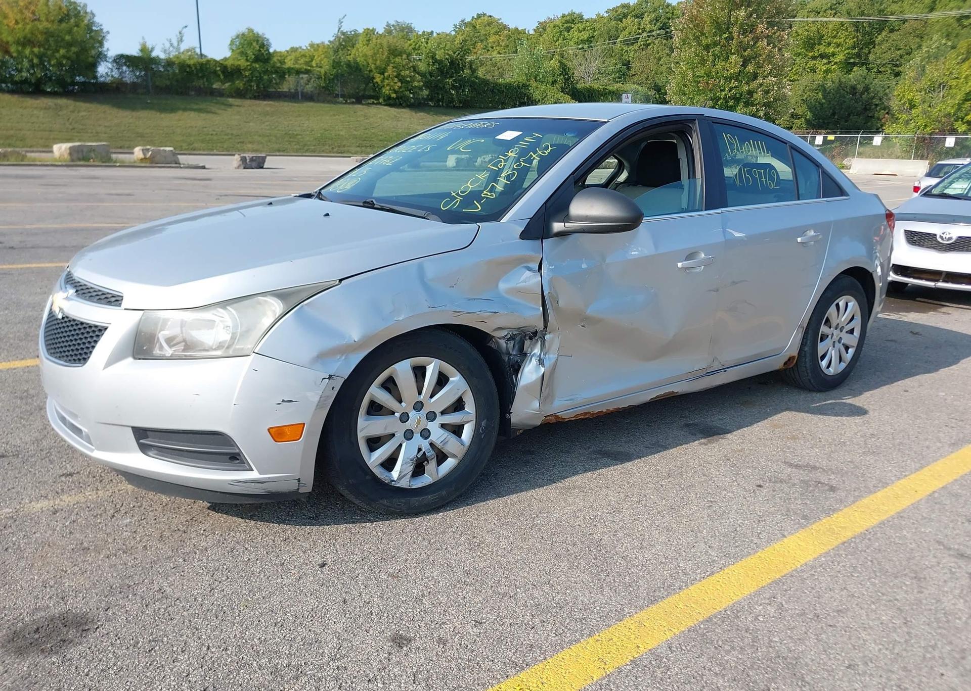 2011 CHEVROLET CRUZE LS