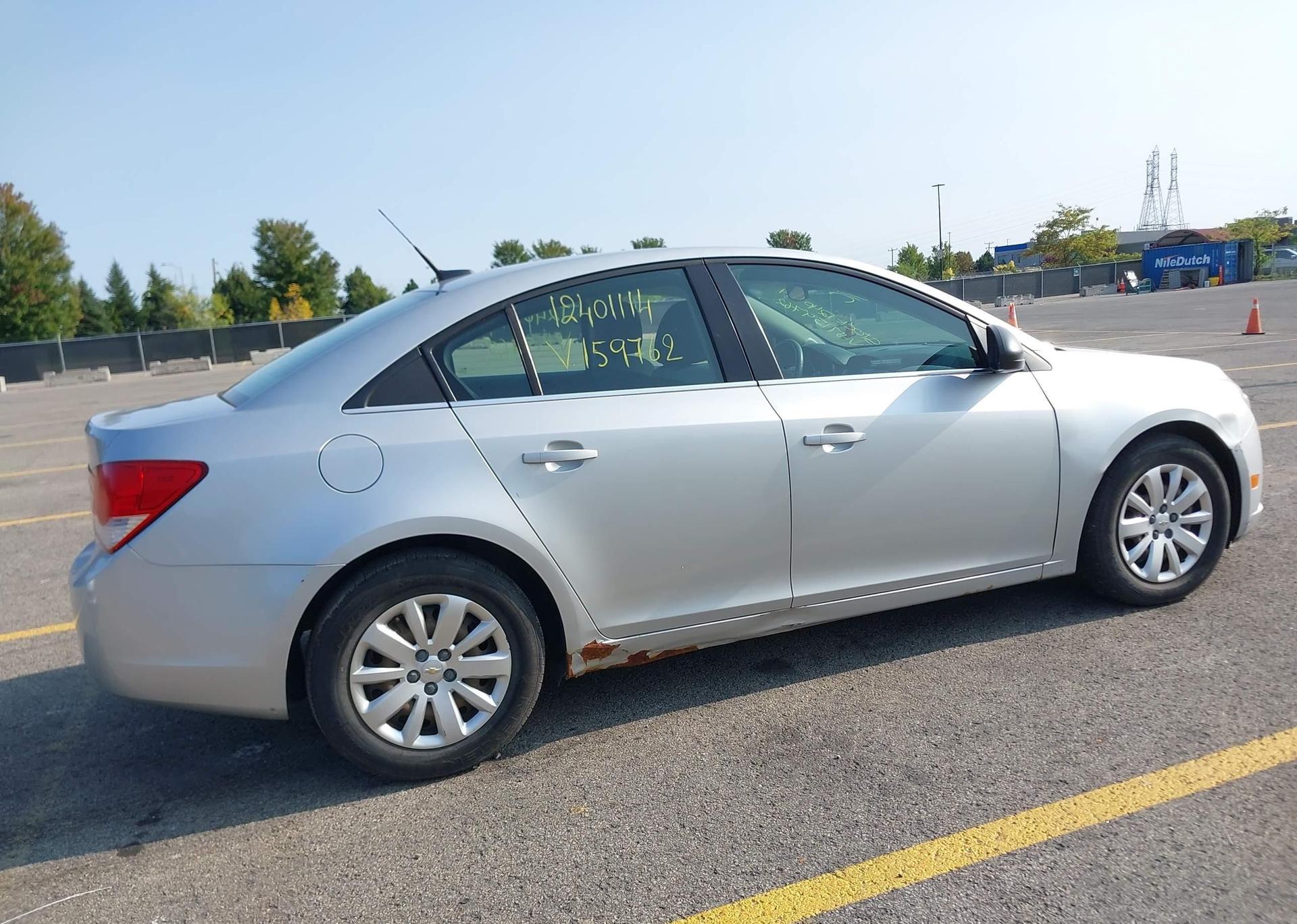 2011 CHEVROLET CRUZE LS