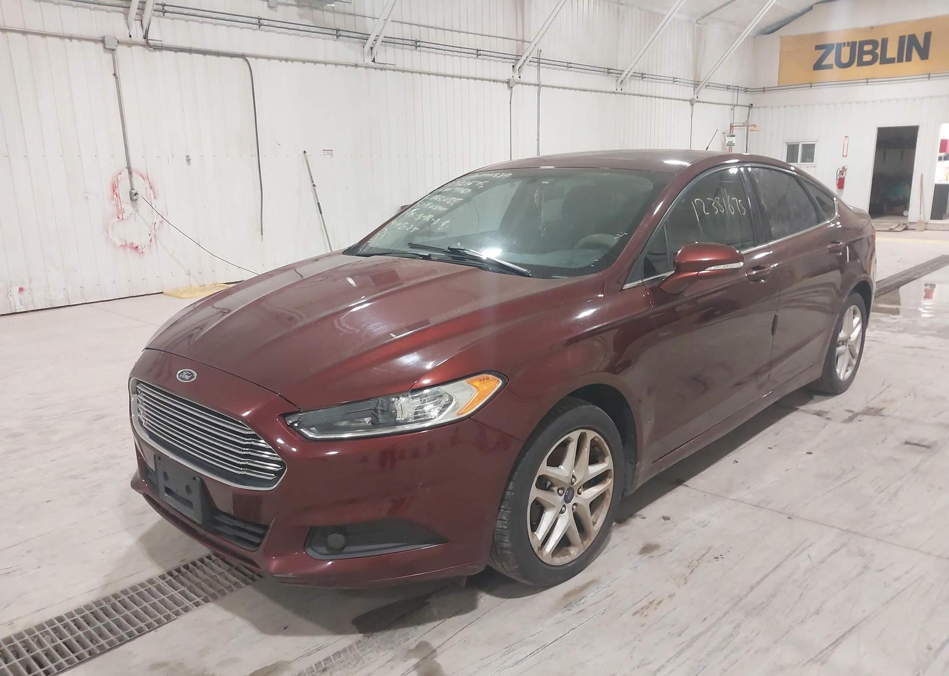 2015 FORD FUSION SE