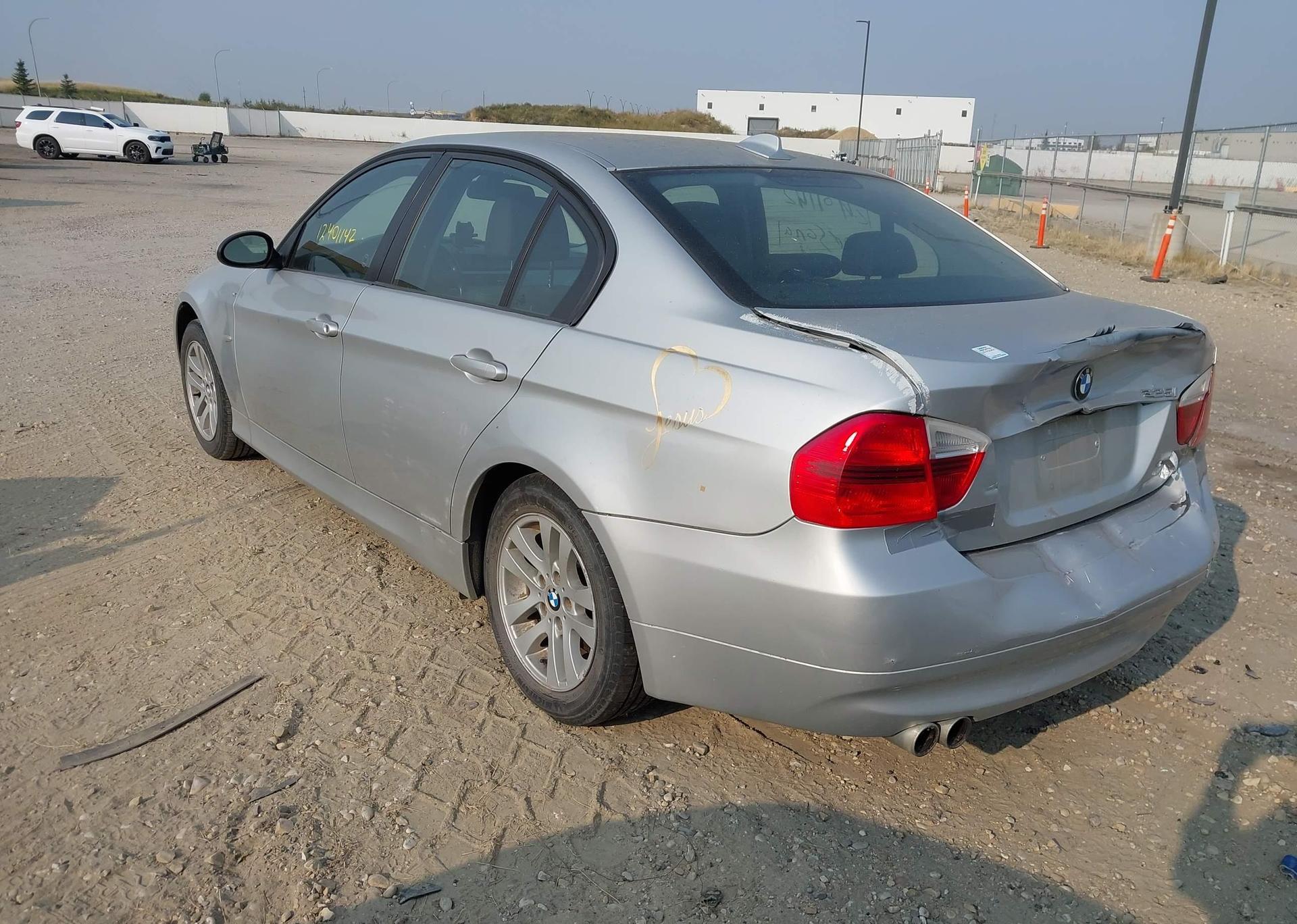 2006 BMW 325 I