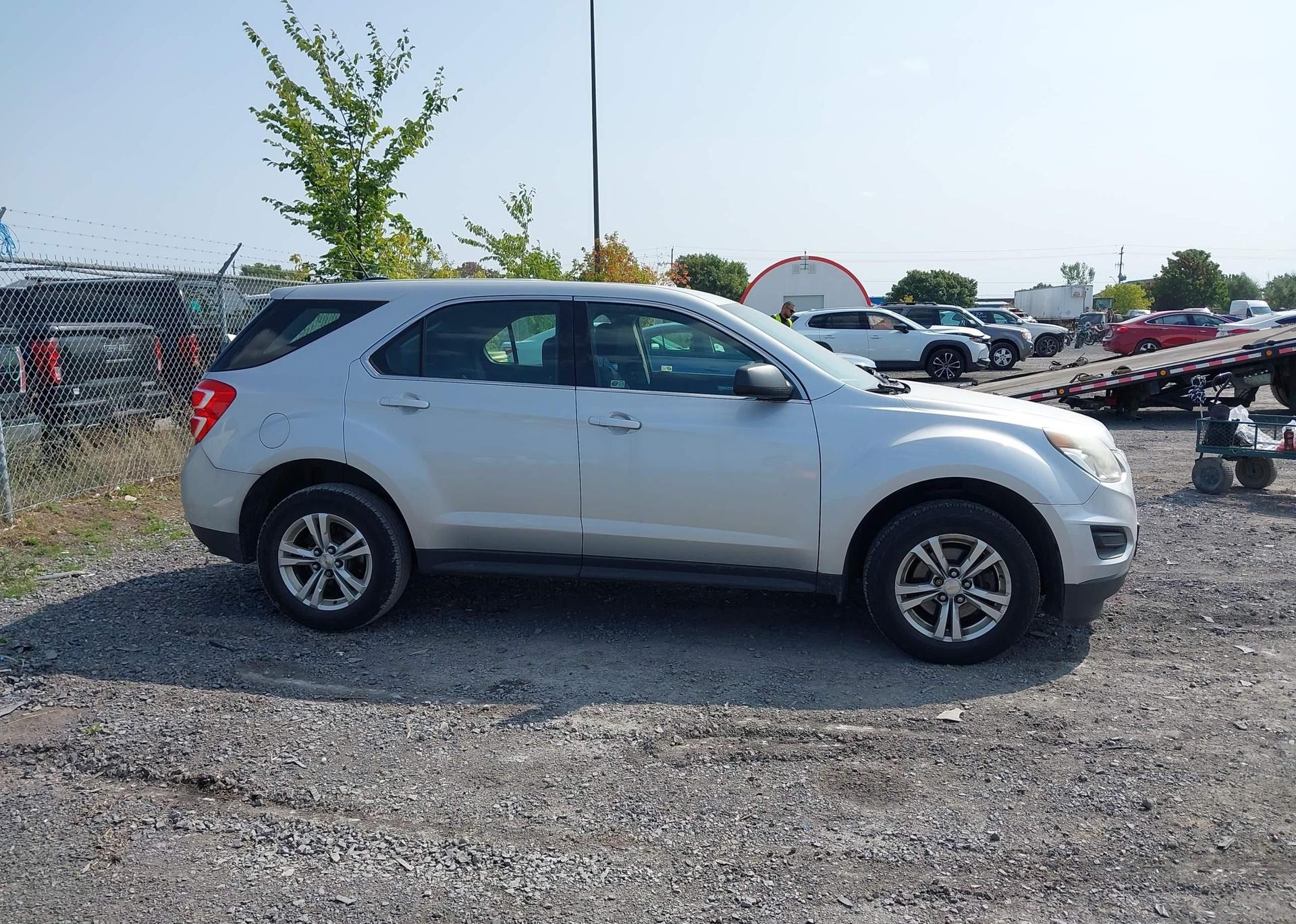 2016 CHEVROLET EQUINOX LS