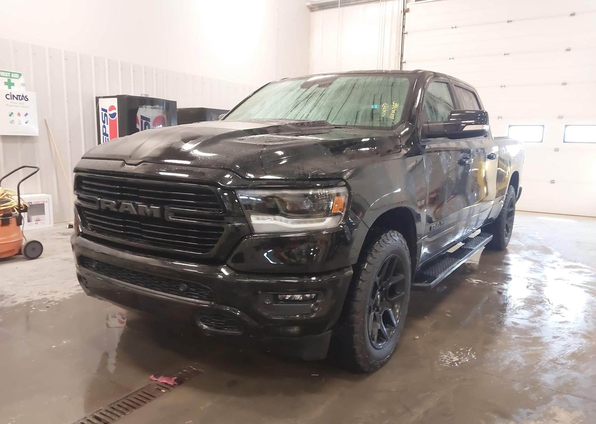 2022 RAM 1500 SPORT