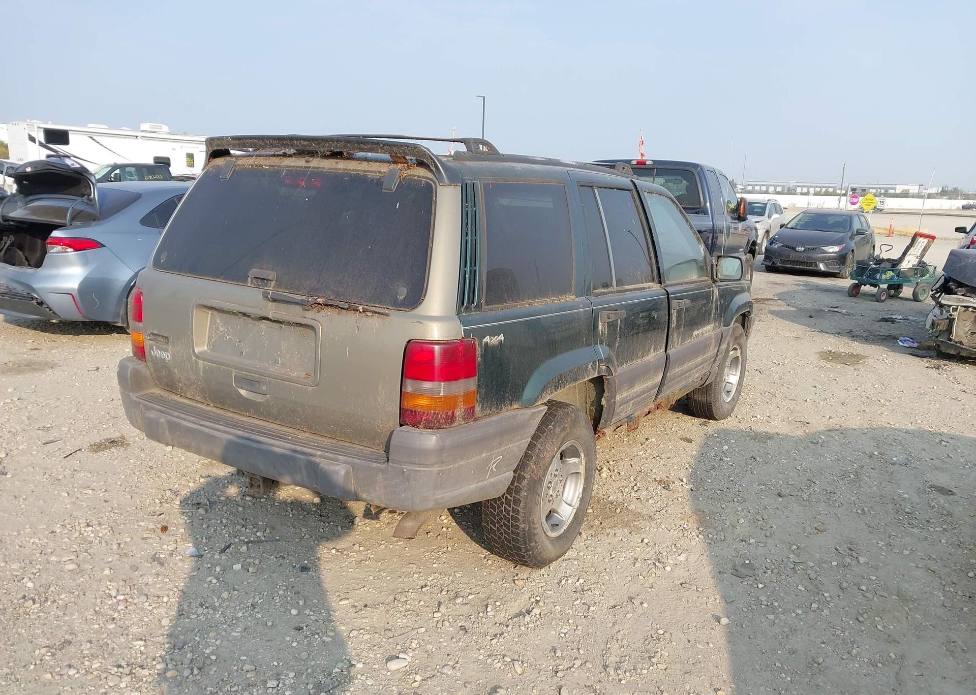 1997 JEEP GRAND CHEROKEE LAREDO