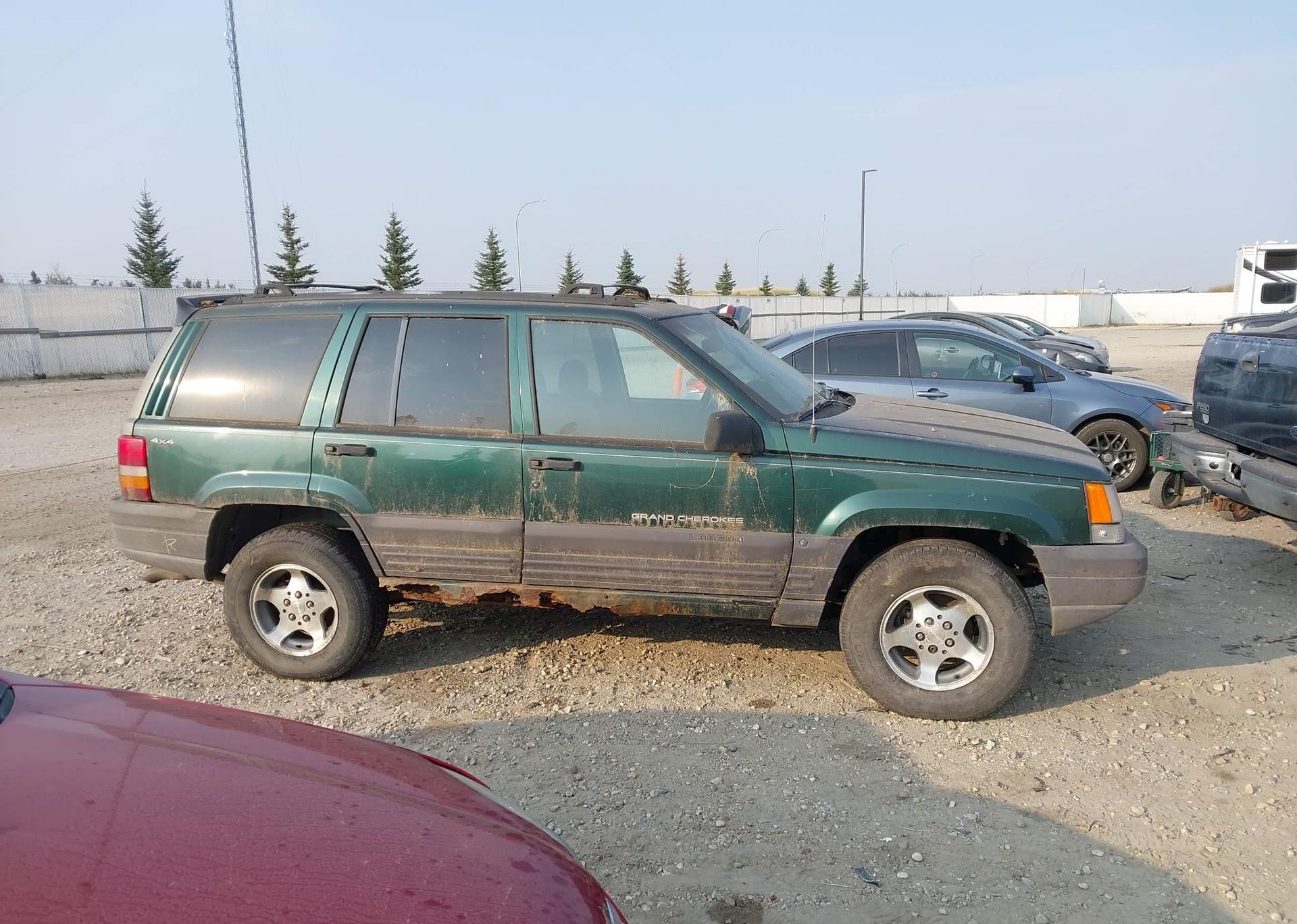 1997 JEEP GRAND CHEROKEE LAREDO