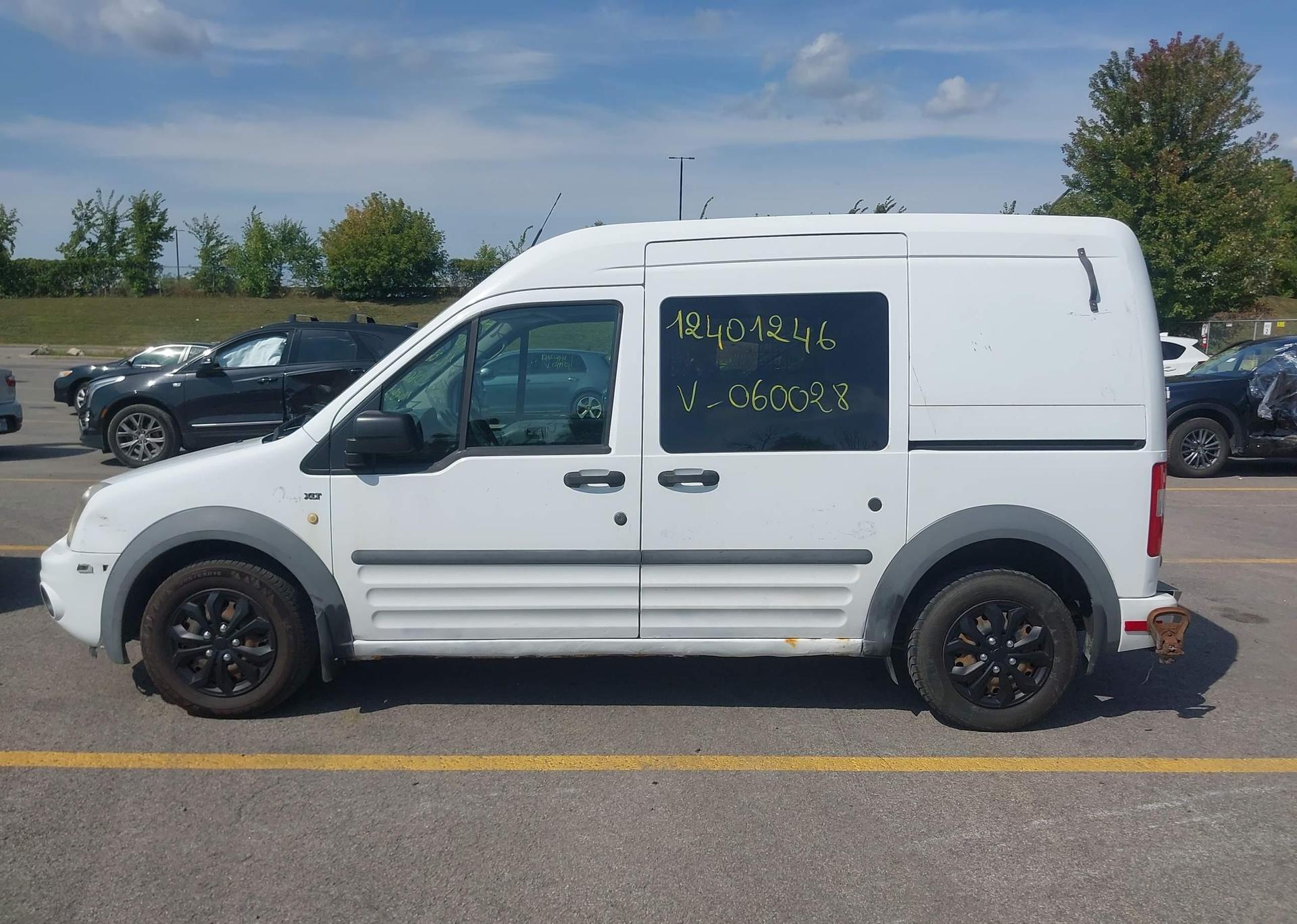 2011 FORD TRANSIT CONNECT XLT