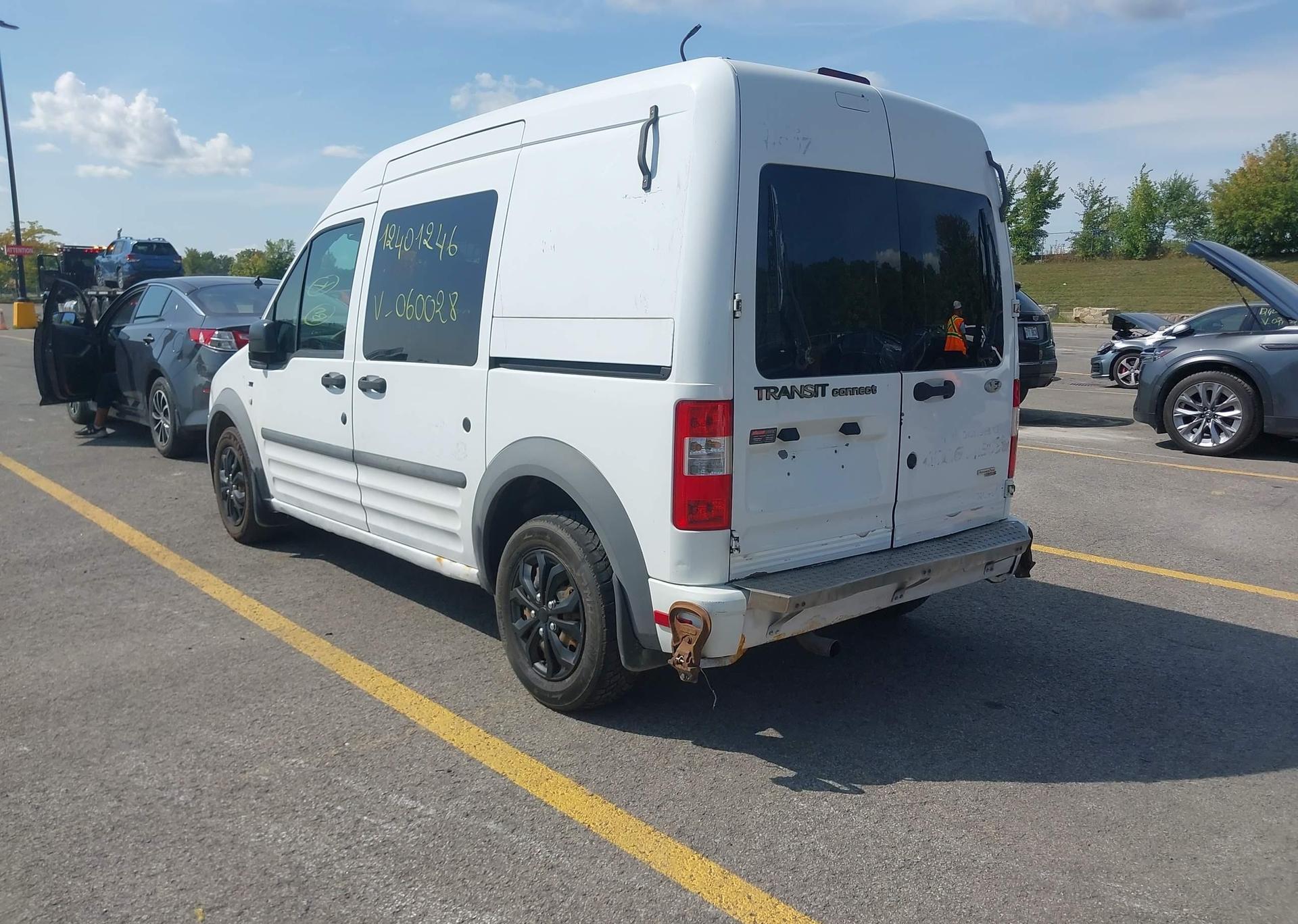 2011 FORD TRANSIT CONNECT XLT