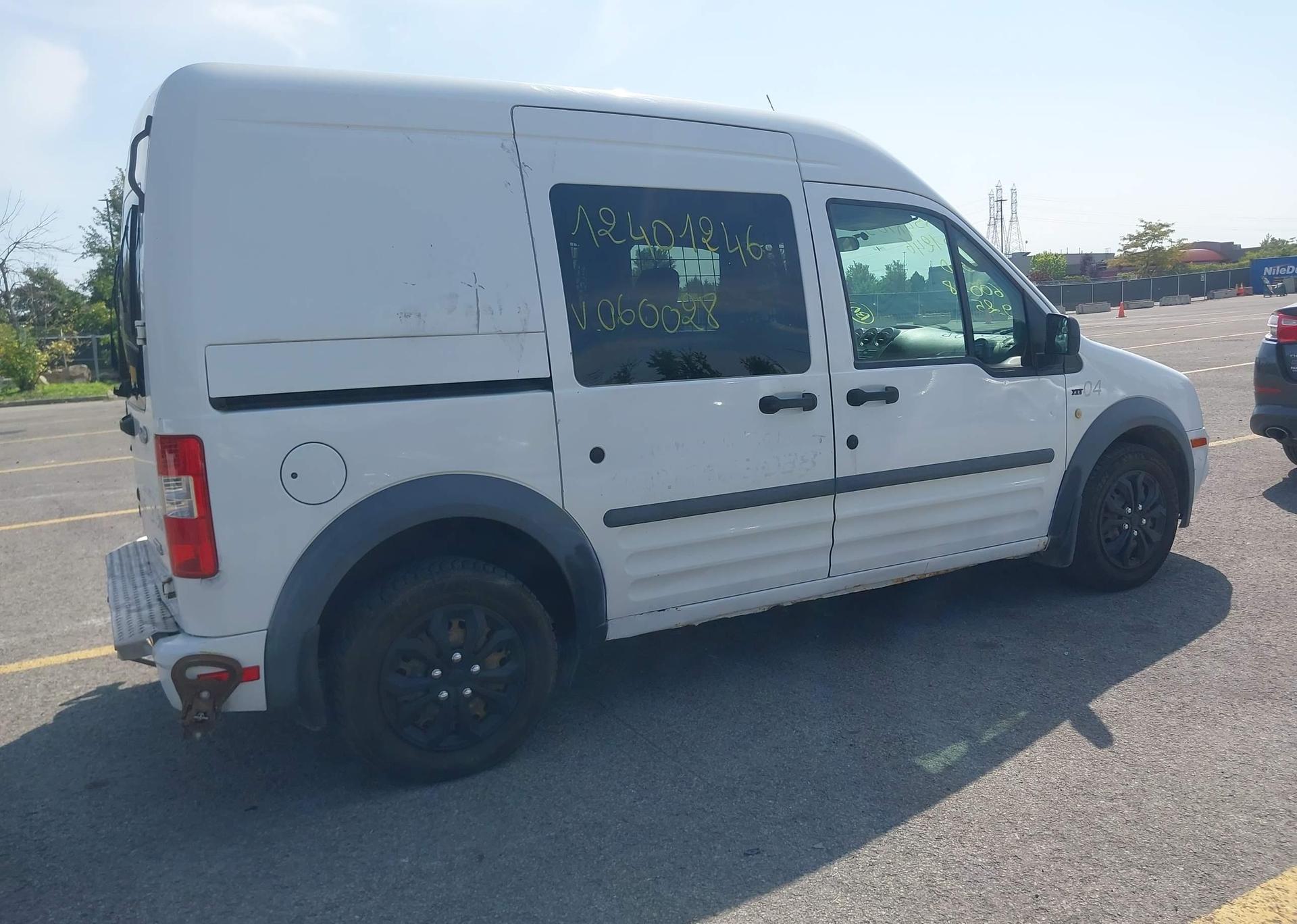 2011 FORD TRANSIT CONNECT XLT