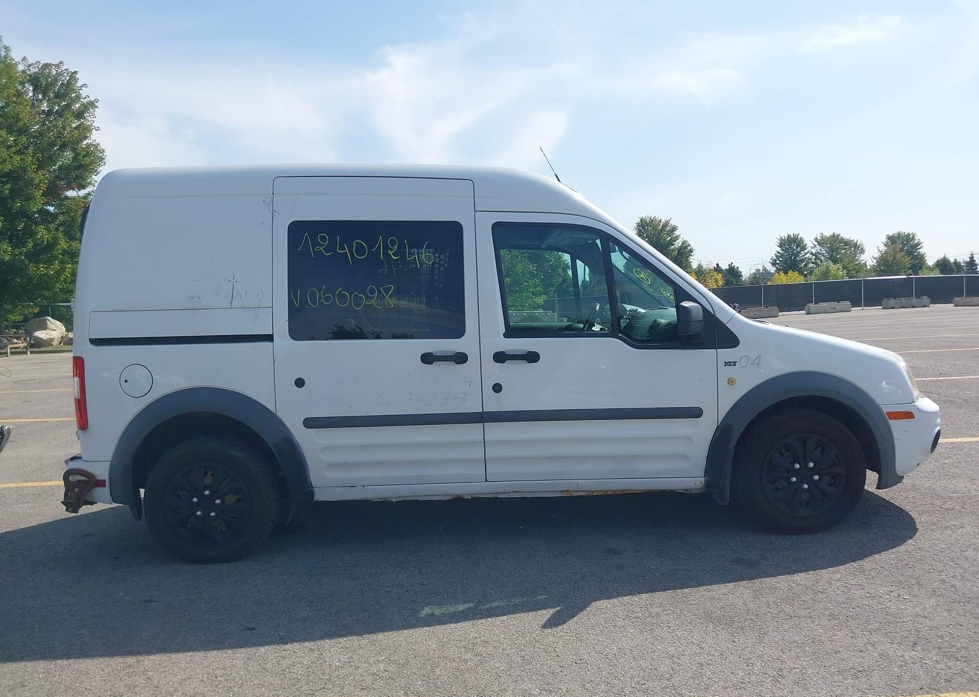 2011 FORD TRANSIT CONNECT XLT