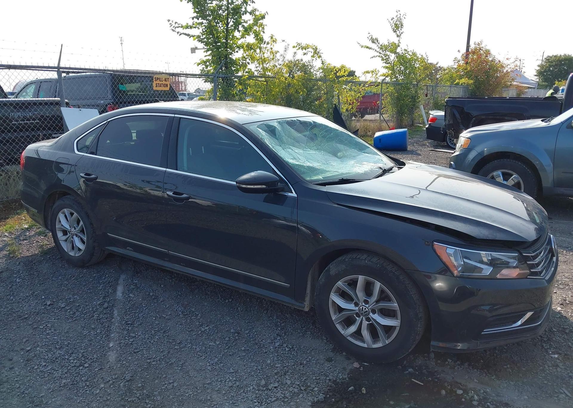 2016 VOLKSWAGEN PASSAT