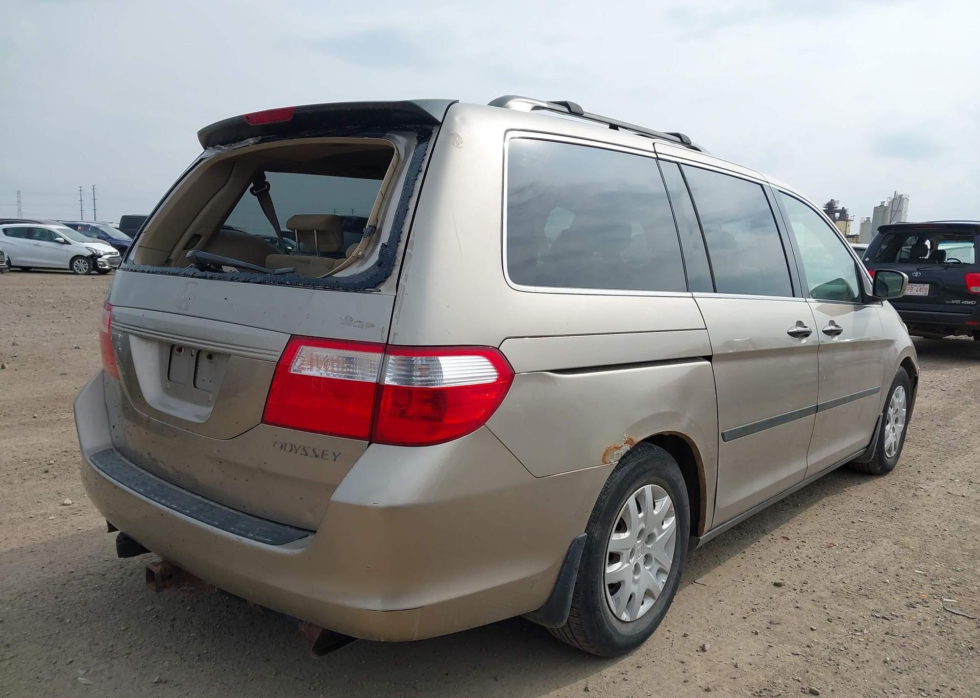 2005 HONDA ODYSSEY LX
