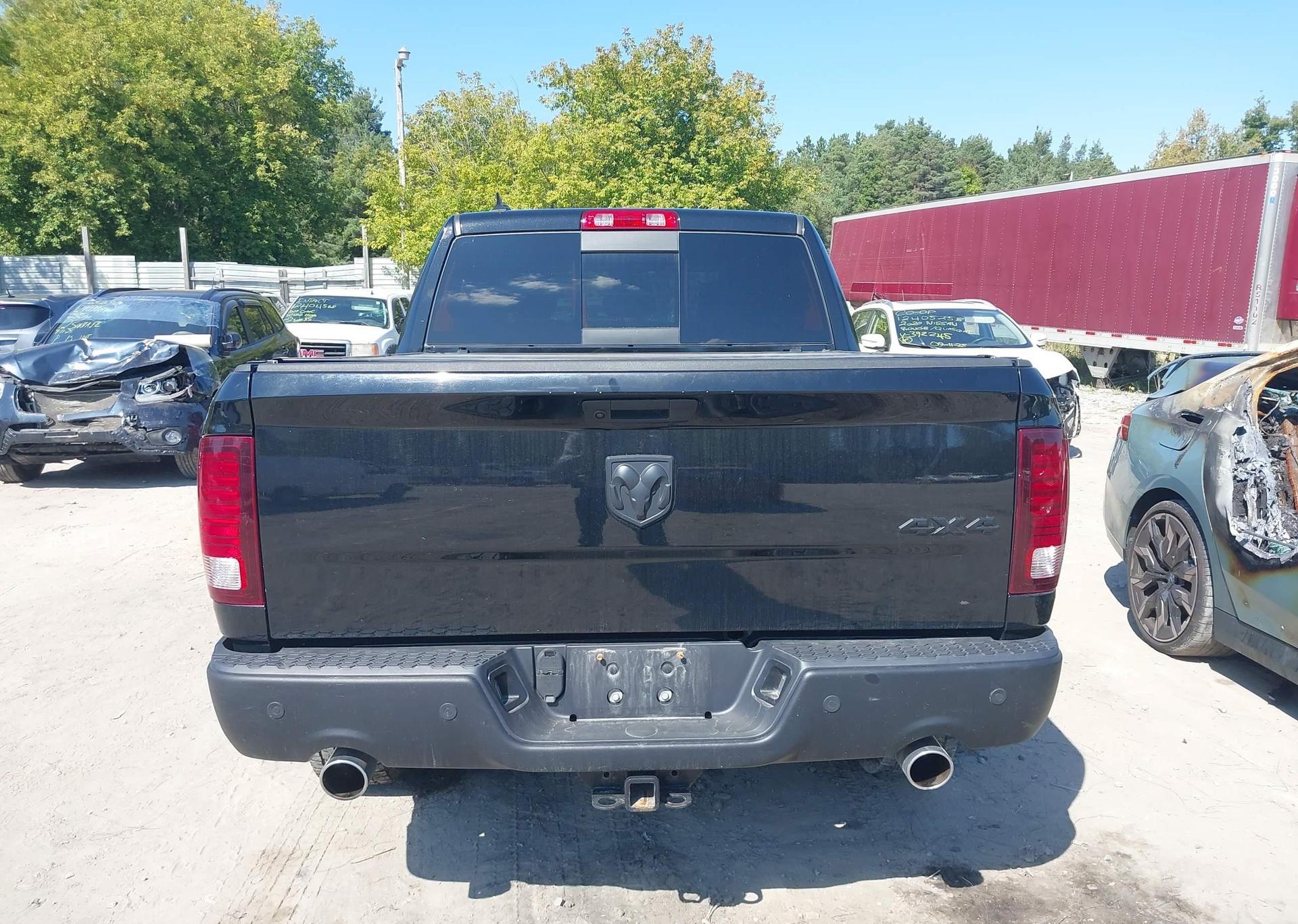 2021 RAM 1500 CLASSIC SLT