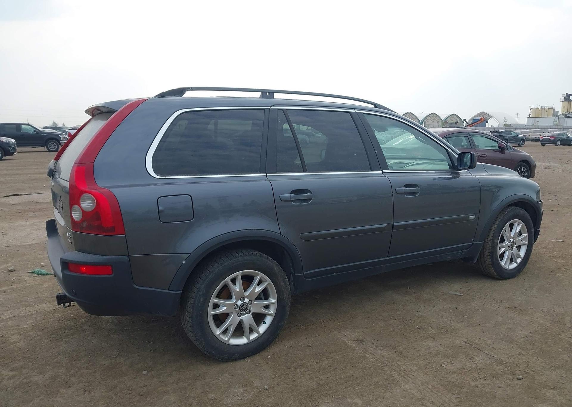 2006 VOLVO XC90 V8